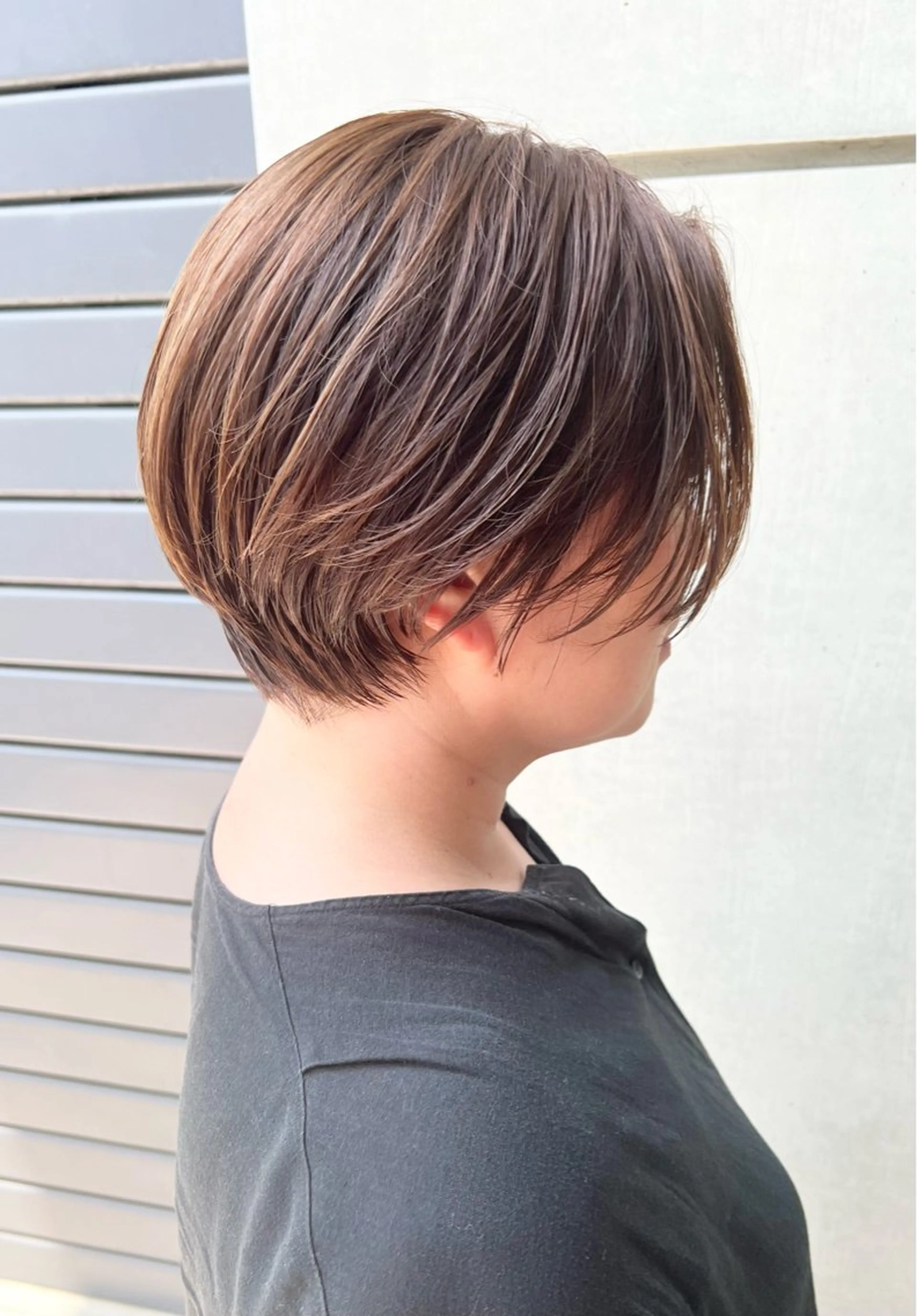 ショート カラー メンズ ベージュカラー 透明感カラー グレージュ ボブ ショートヘア カット ヘアカラー IKU ミニボブ名古屋のヘアスタイル