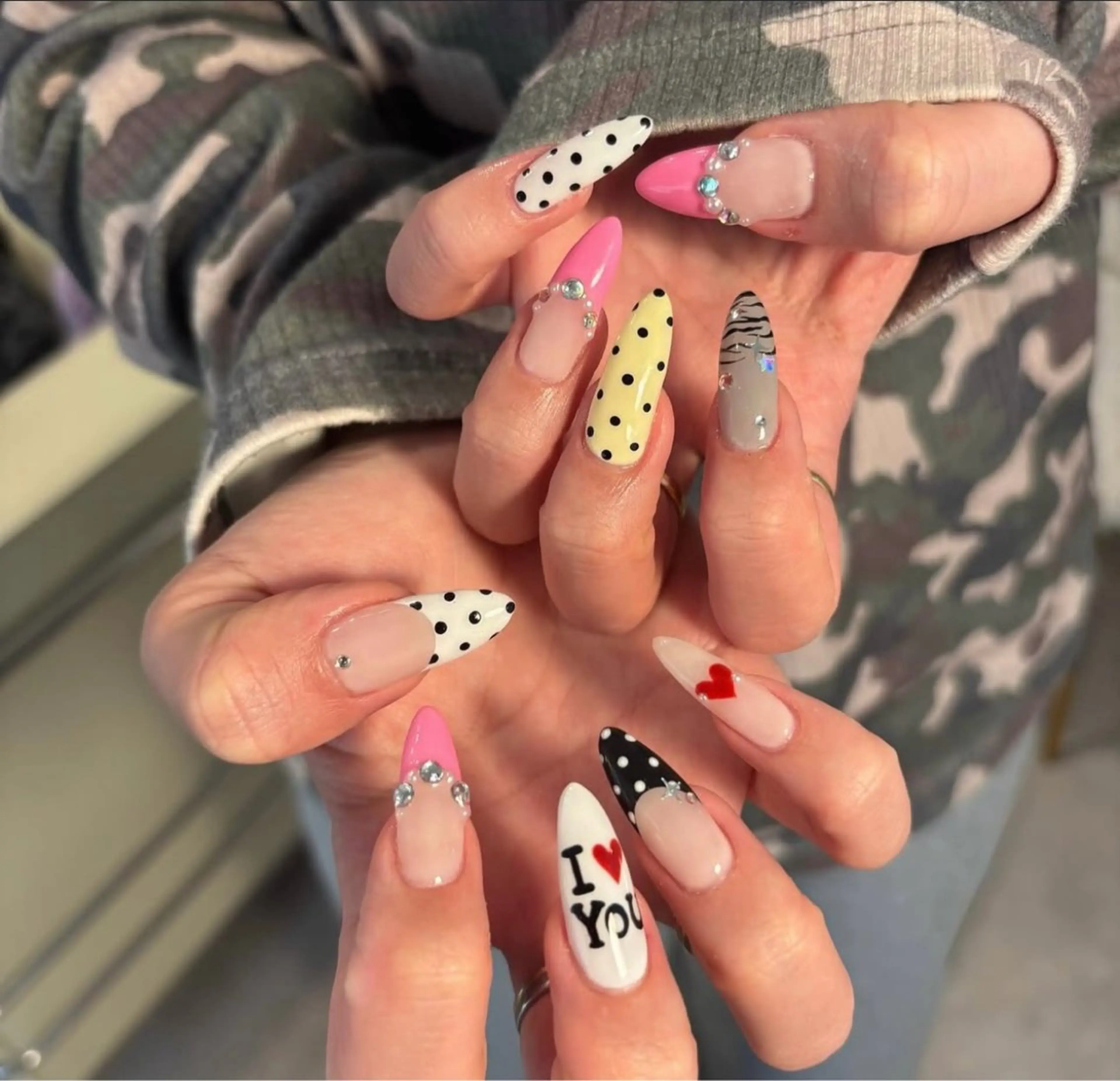 ネイル ハンドネイル BERA NAILSのネイルデザイン