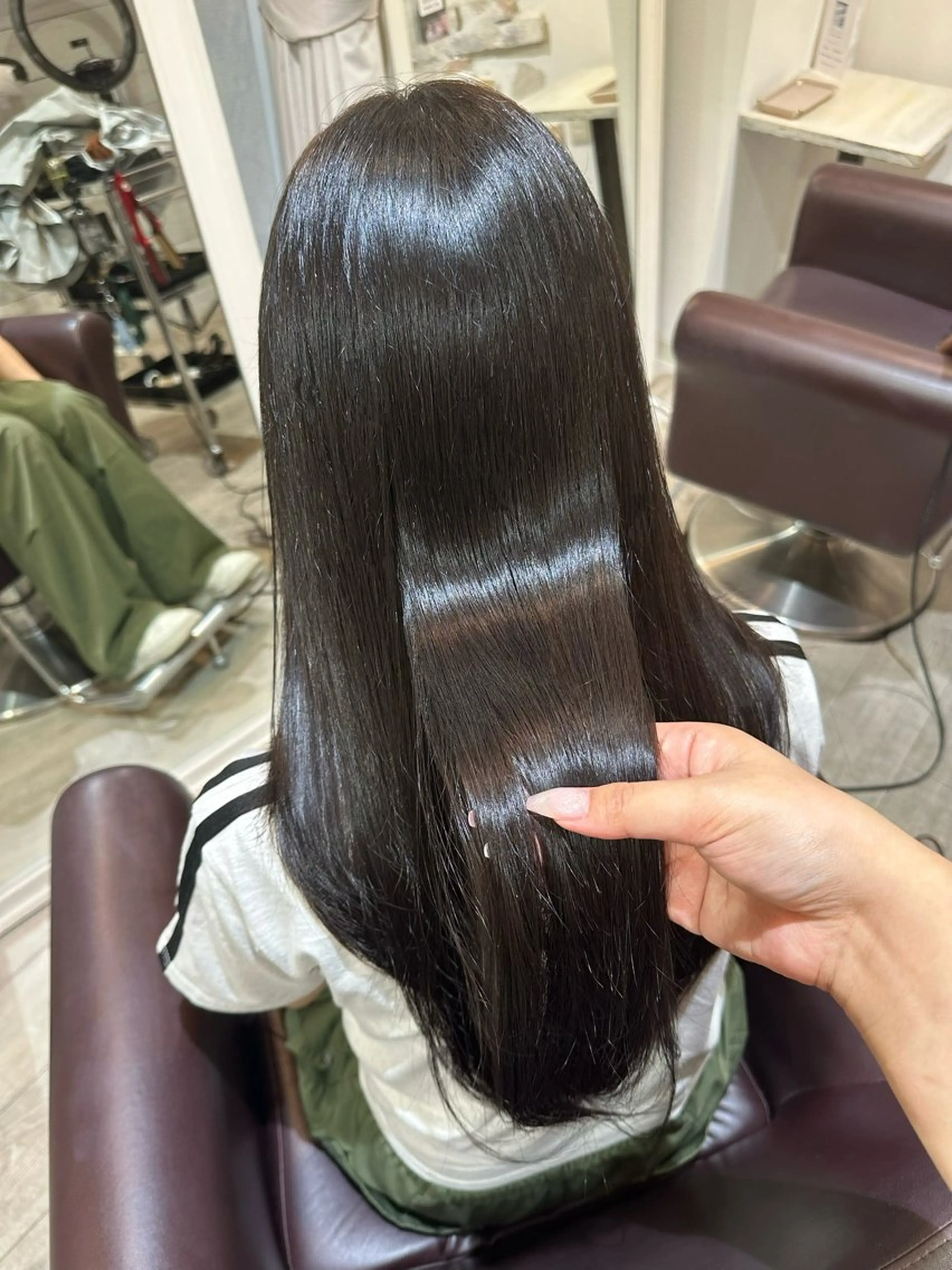 ロング 髪質改善 カット トリートメント nana 韓国スタイル🇰🇷のヘアスタイル