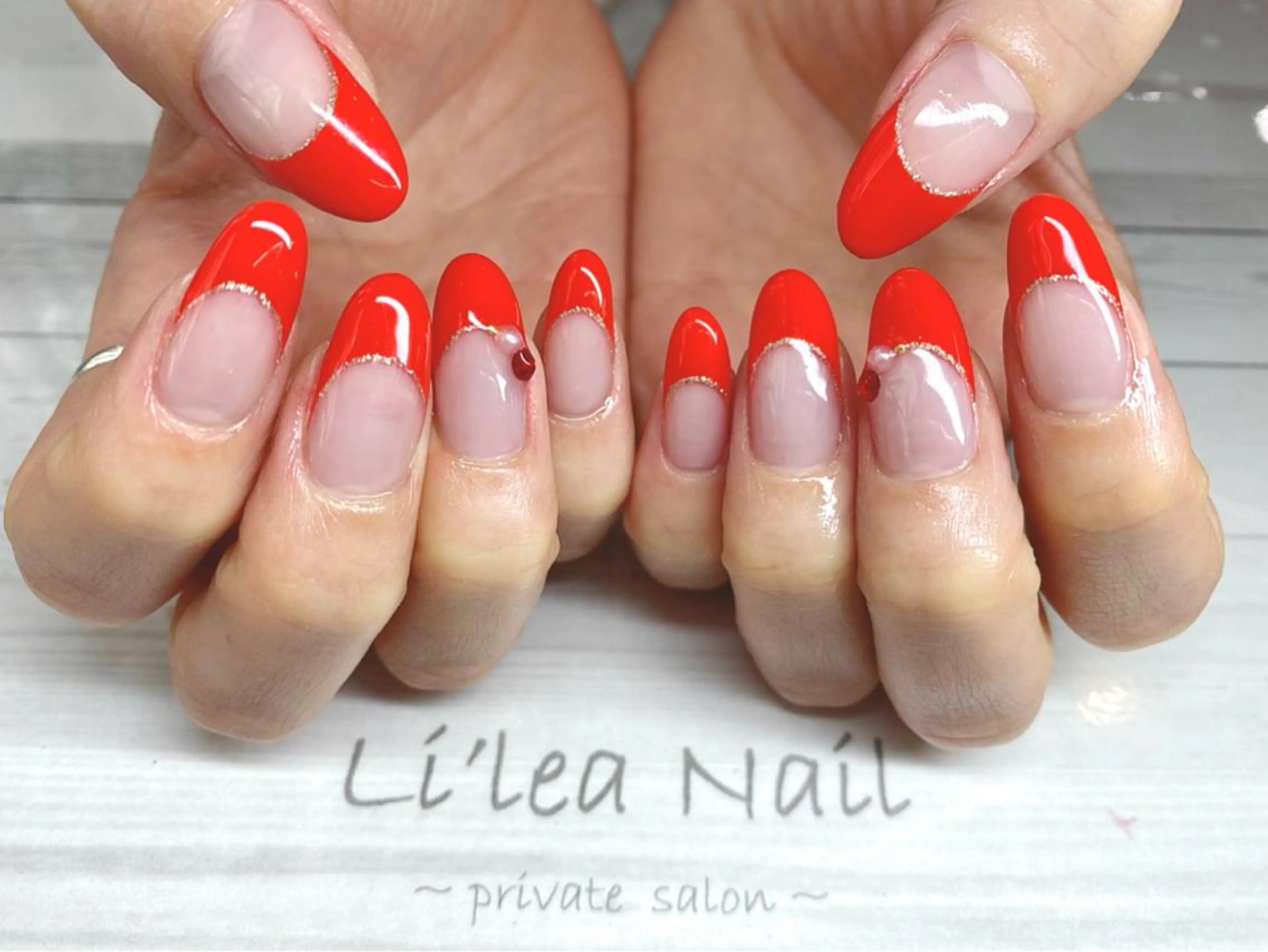 フレンチ*カラーグラデーション 〈自店オフ、ドライケア込み〉の写真