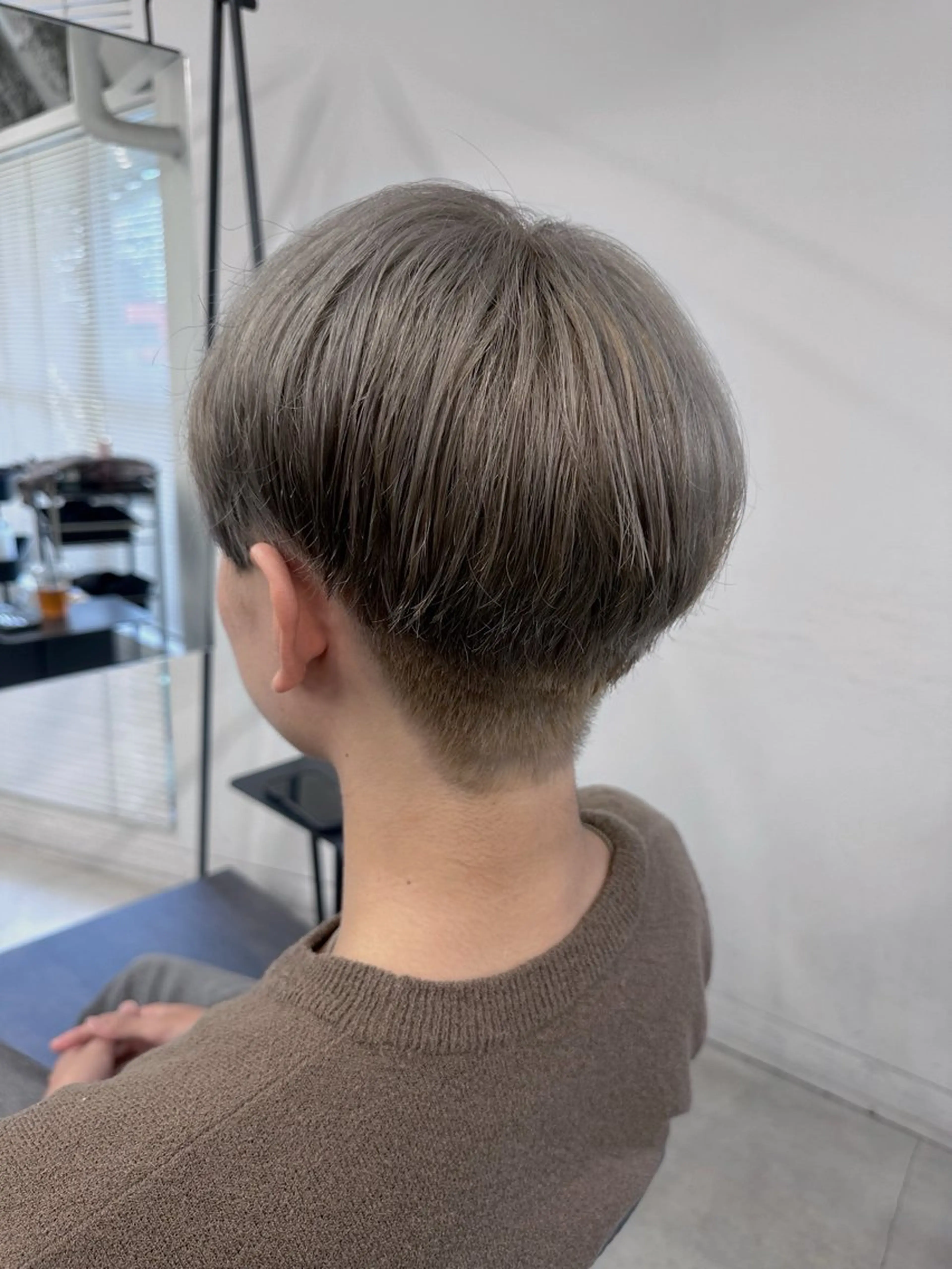 ショート カラー メンズ ヘアカラー トリートメント メンズカット/パーマ /縮毛矯正😎ともかのヘアスタイル