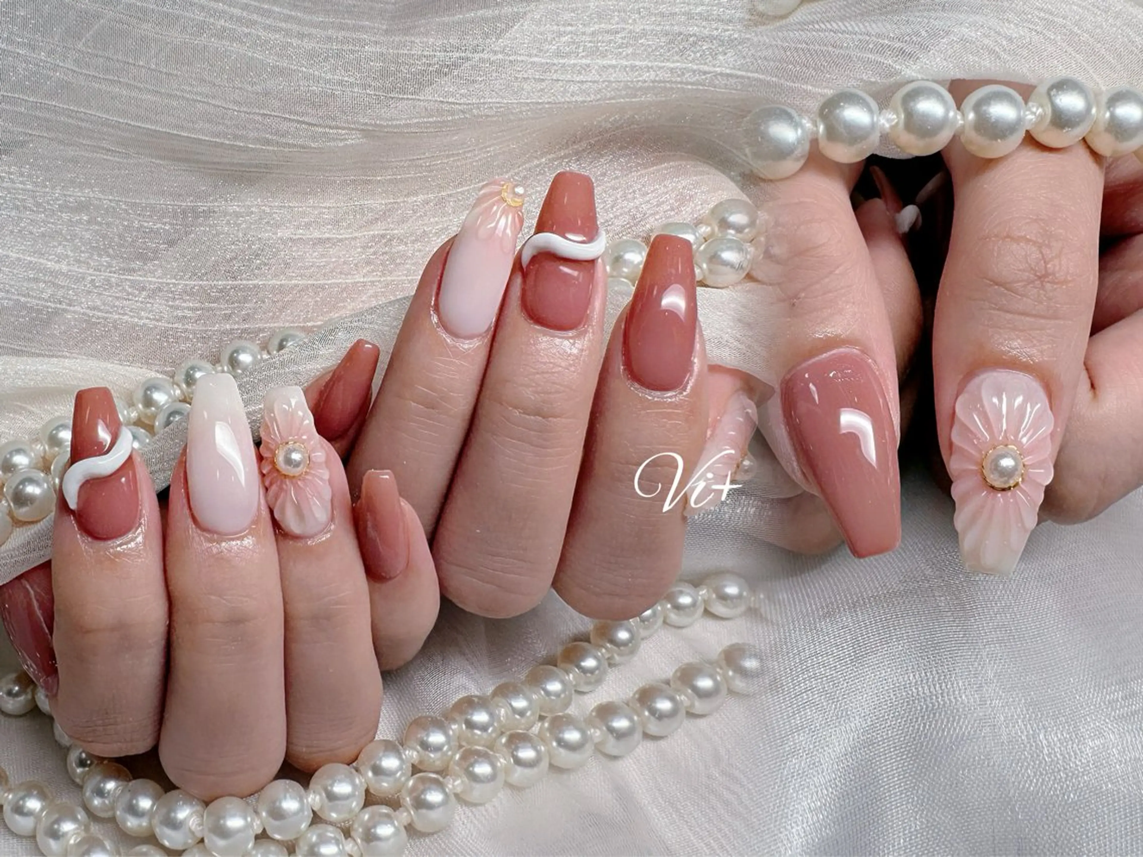 ネイル ハンドネイル ✨Nailsalon Vi+✨のネイルデザイン