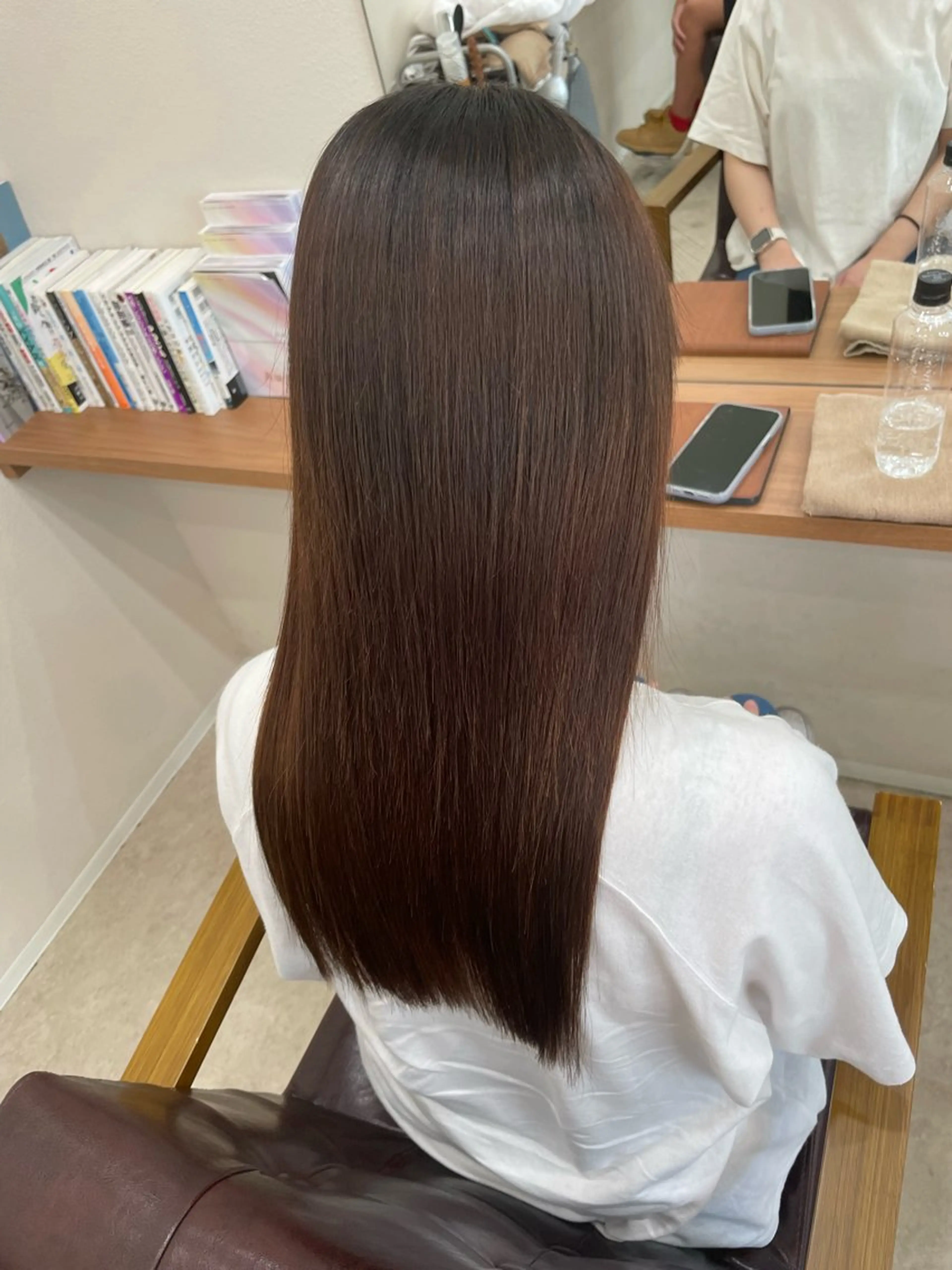 ロング 鈴木 梨瑚のヘアスタイル