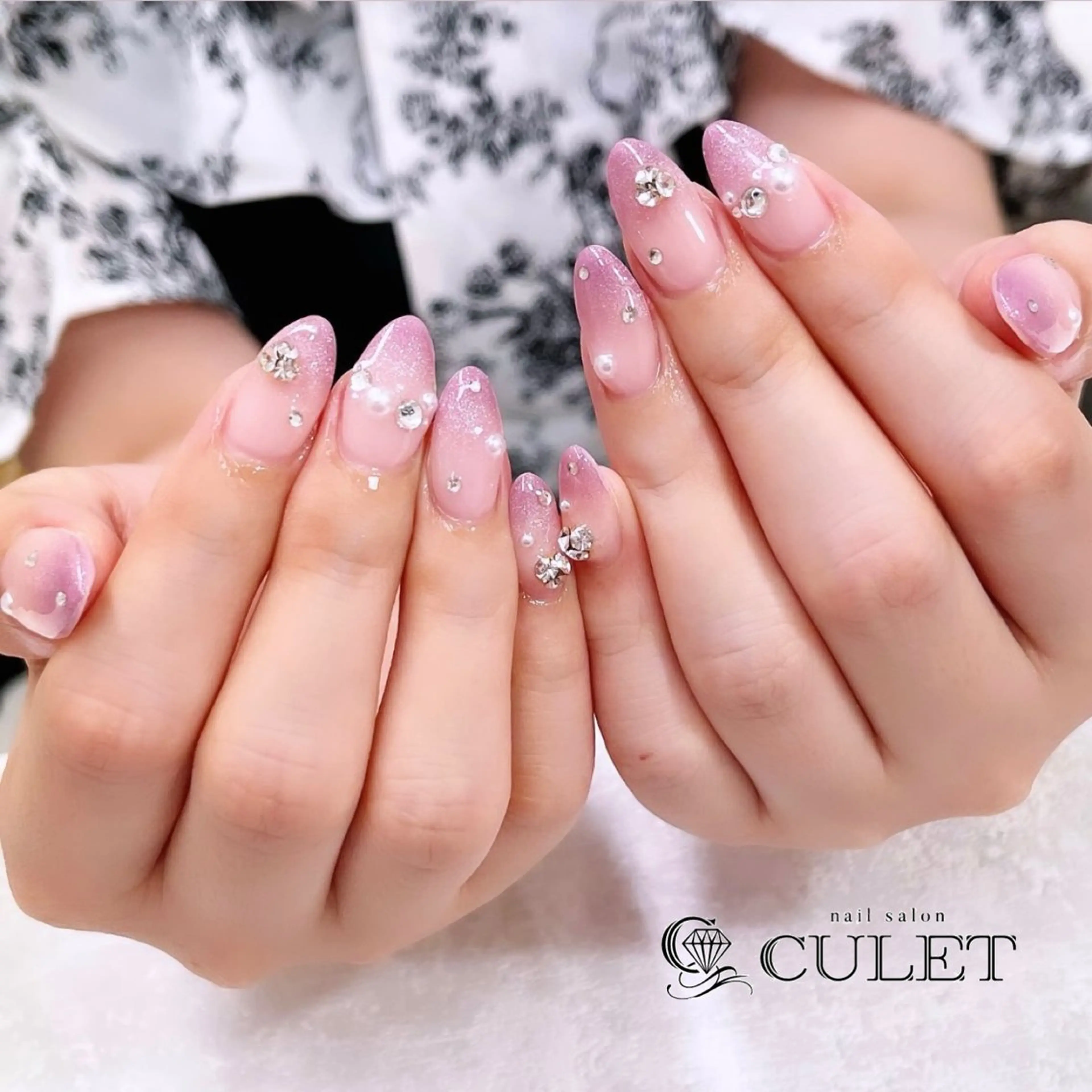 ネイル CULET MOEのネイルデザイン