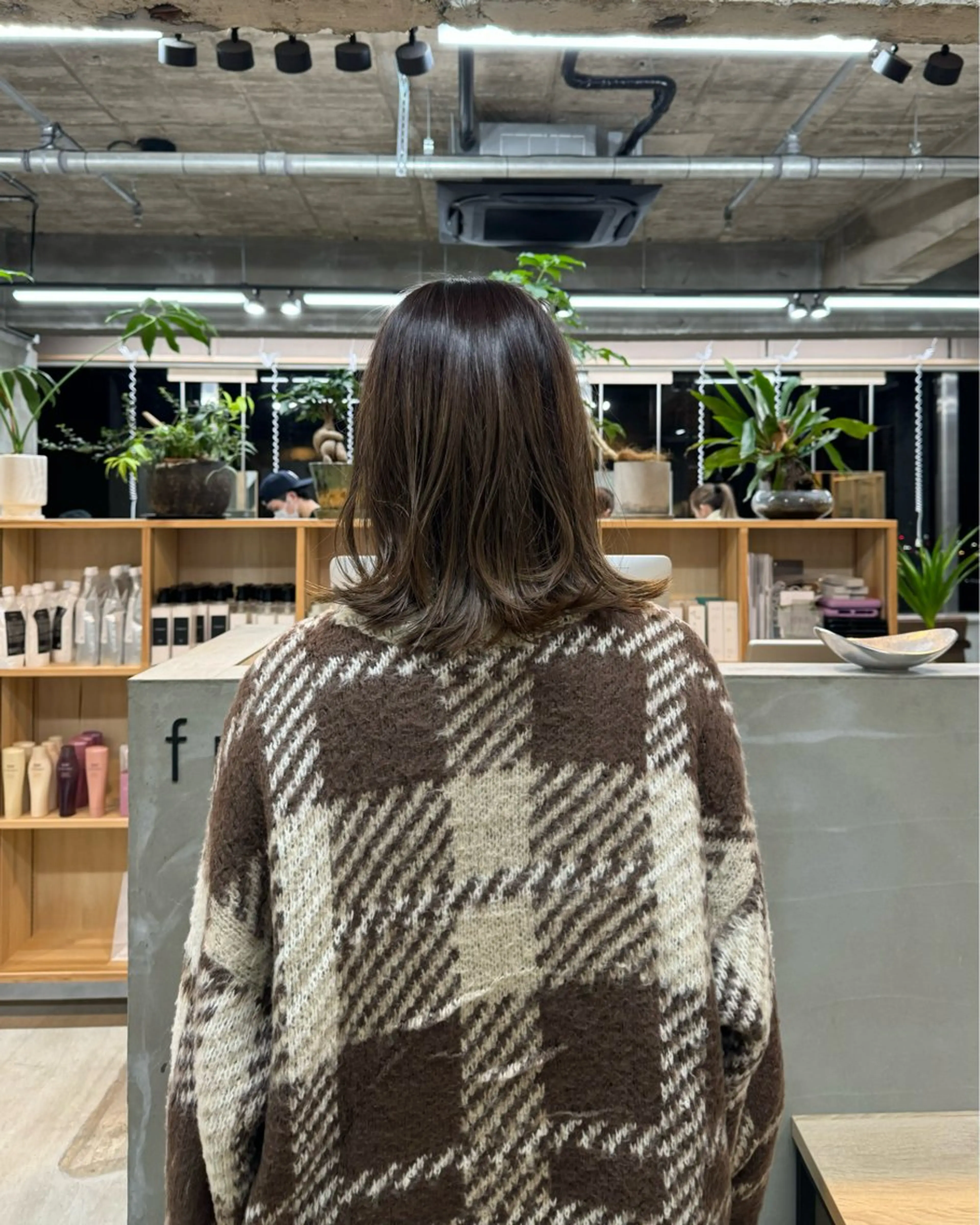 ミディアム レイヤーカット 茜璃/ブリーチカラー /レイヤーカットのヘアスタイル