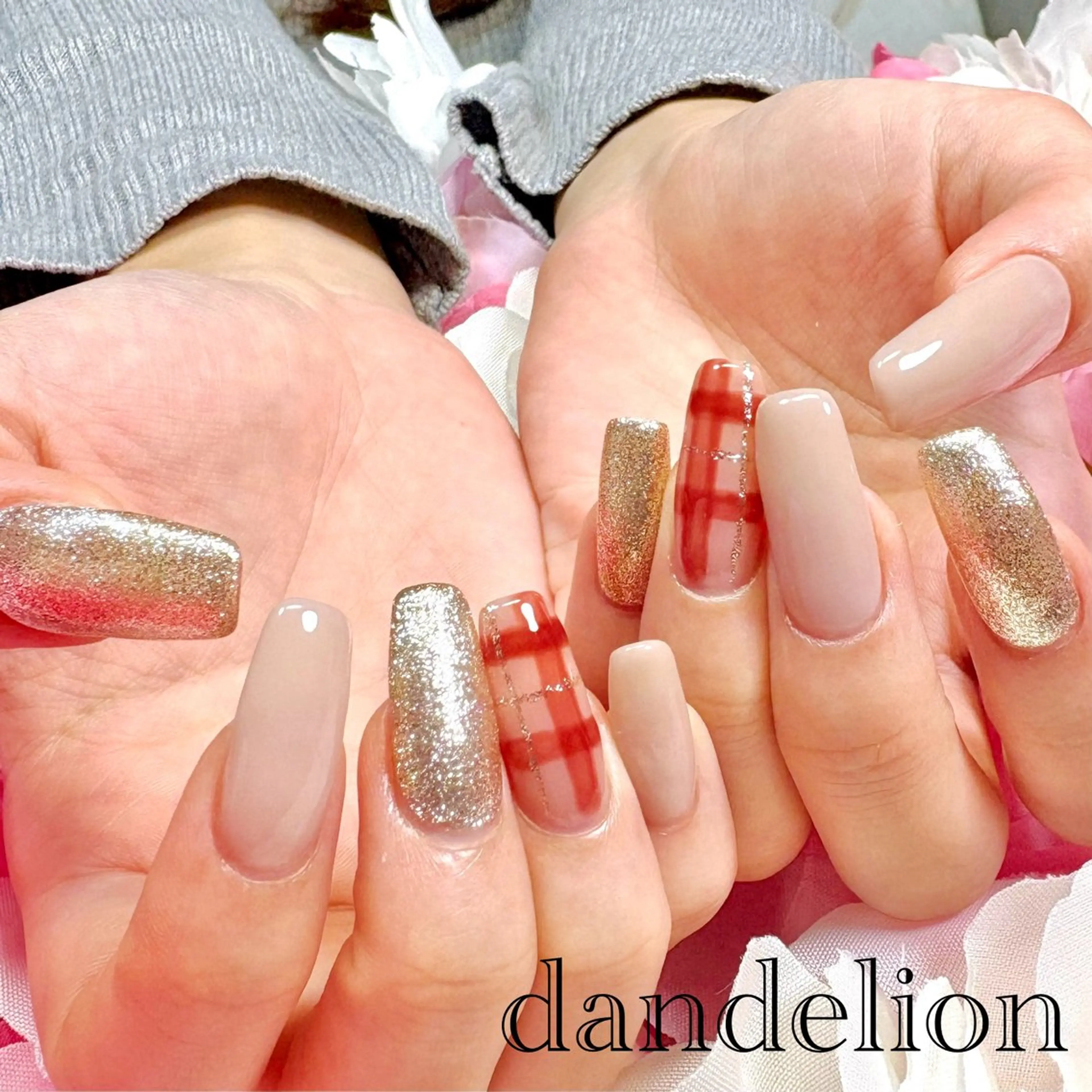 ネイル ハンドネイル ハンドケア dandelion ダンデライオンのネイルデザイン