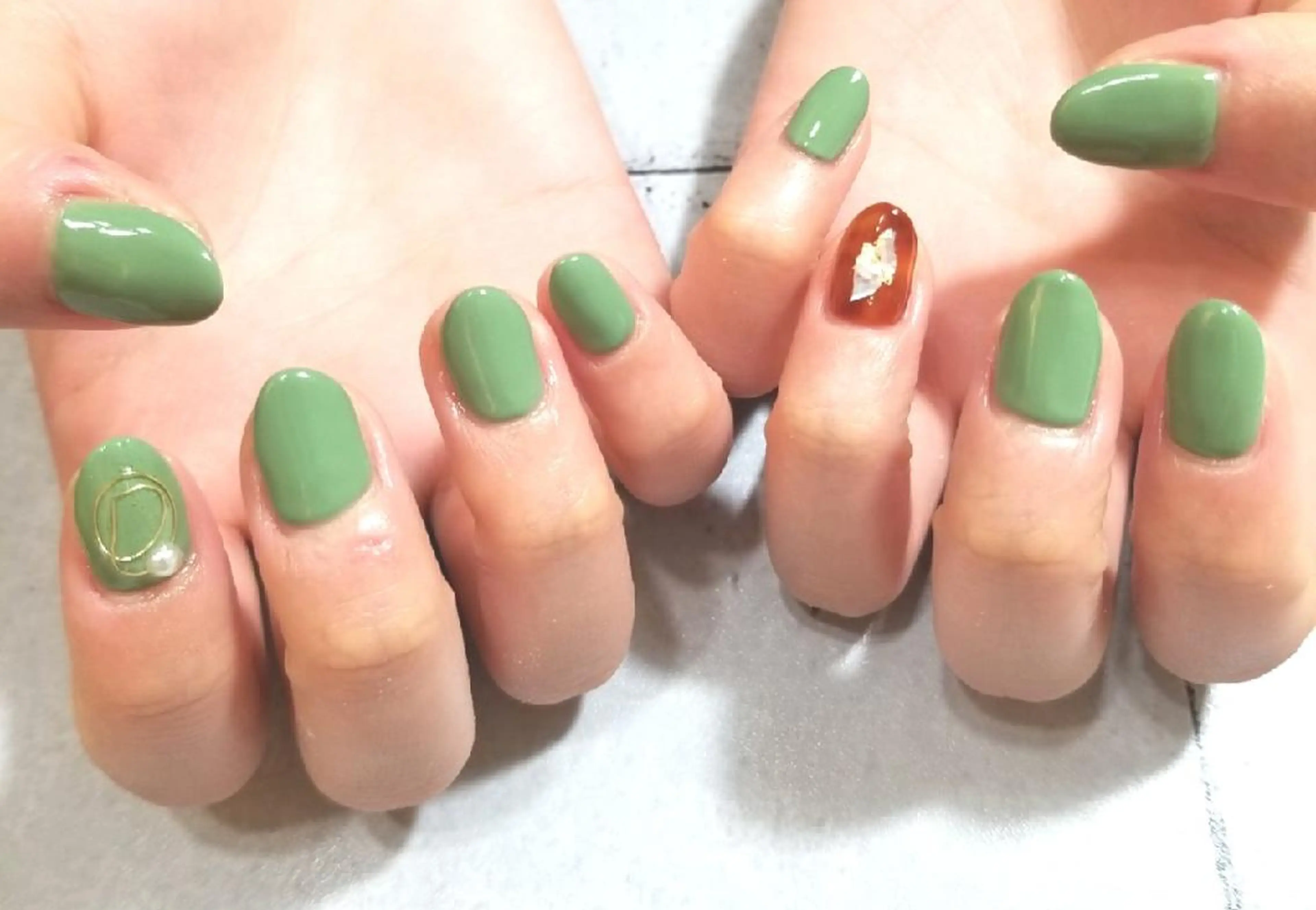 ネイル アートネイル ワンカラーネイル nijiiro🌈 サトウのネイルデザイン