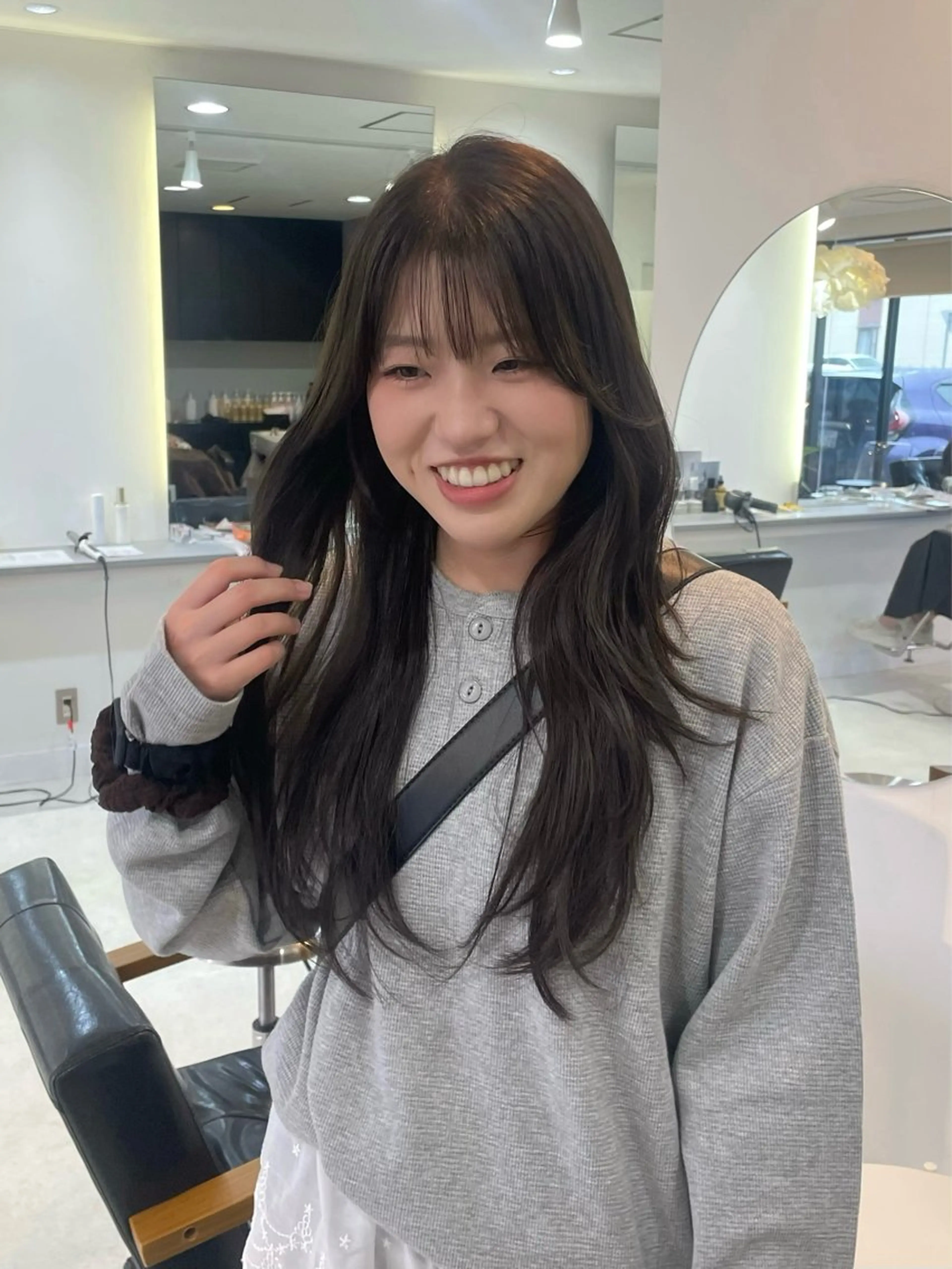 ロング 韓国風ヘア レイヤーカット カット ヘアカラー トリートメント 前川 瑞希のヘアスタイル