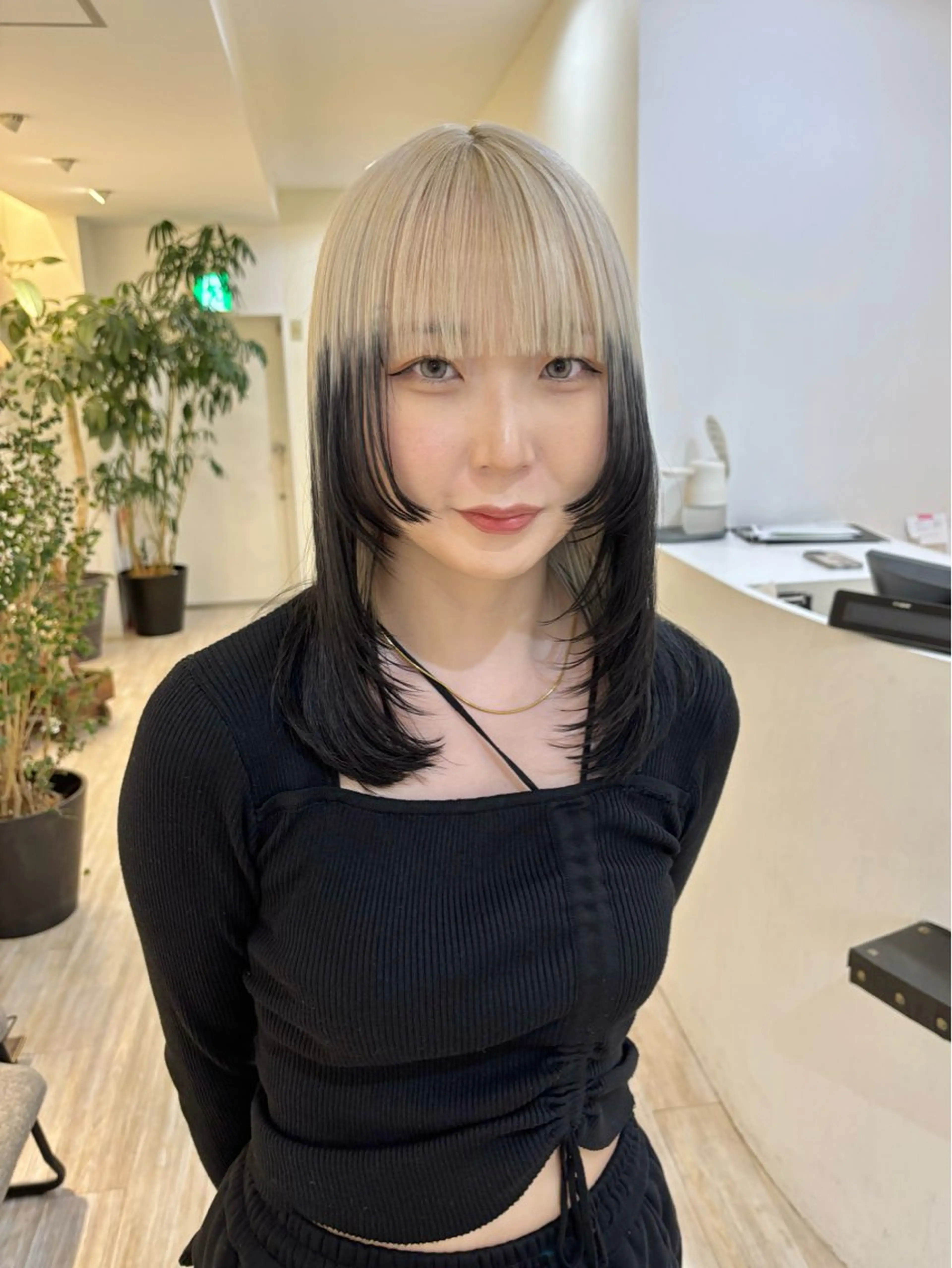 セミロング カラー くさかみさき🌼暖色 /耳つぼ/オタク🌼のヘアスタイル