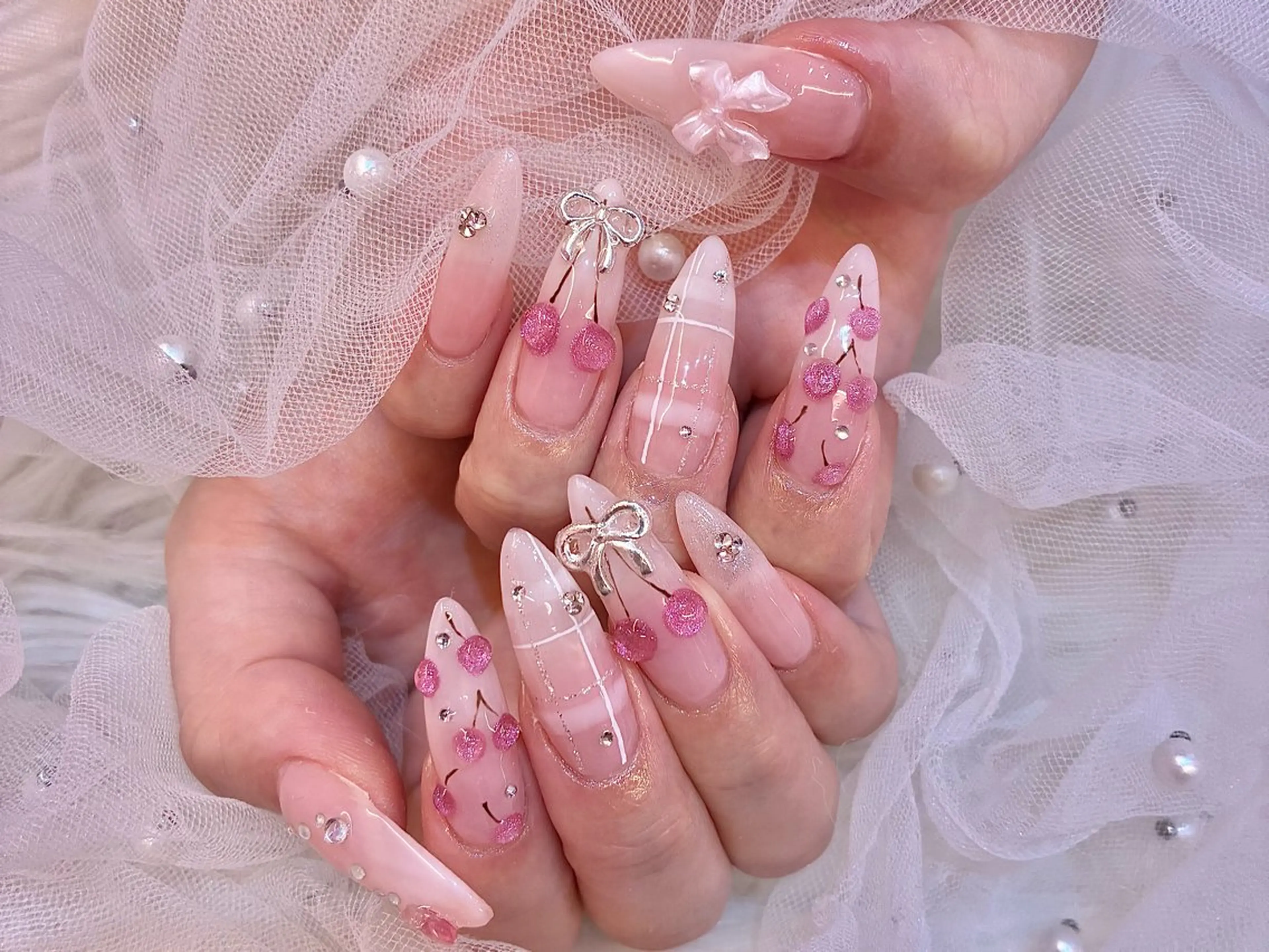 ネイル ぷっくりネイル ハンドネイル KIREIE Chinatsuのネイルデザイン