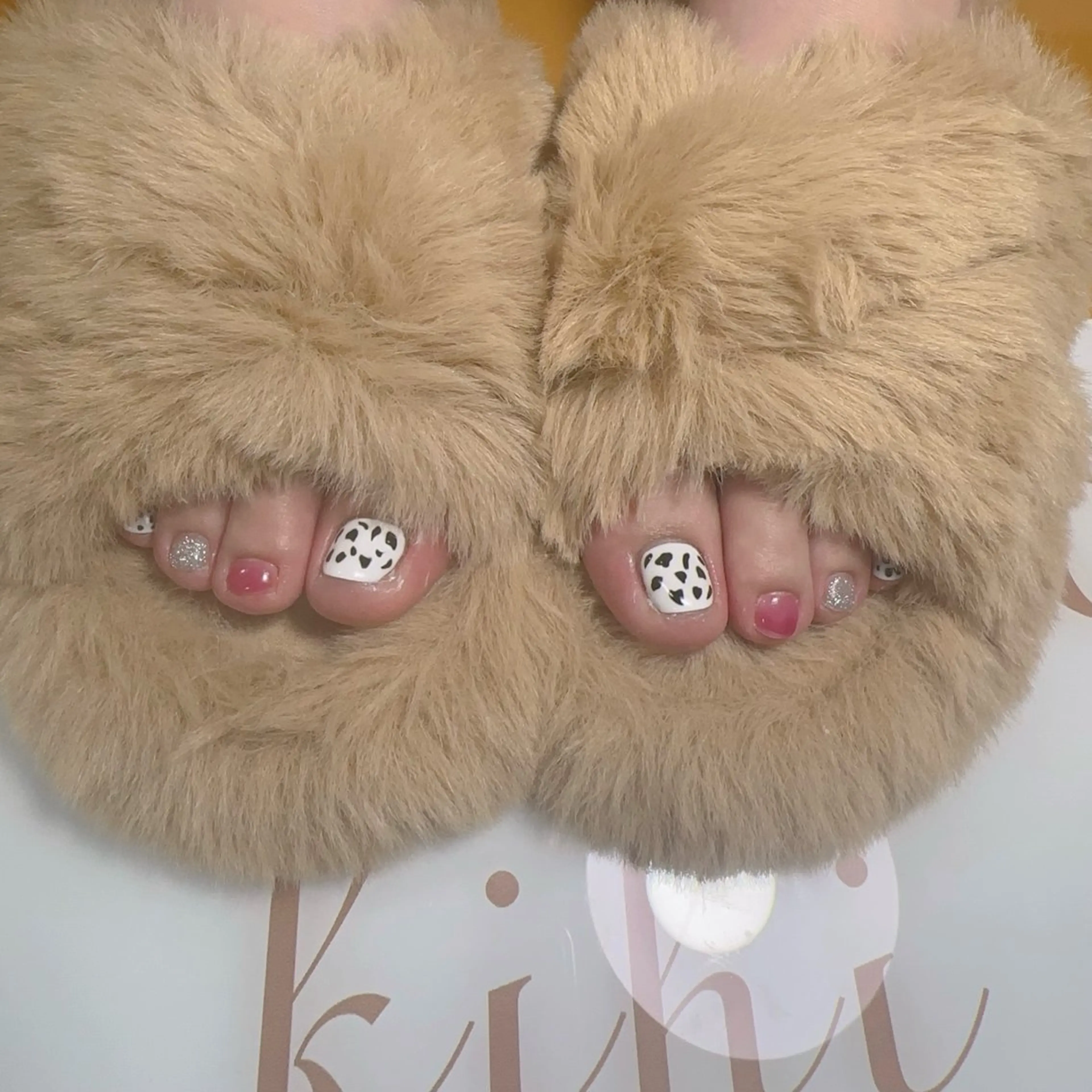 ネイル アートネイル フレンチネイル ジェルネイル グラデーション 韓国ネイル フットネイル さくら💮💮 【オフ無料】のネイルデザイン