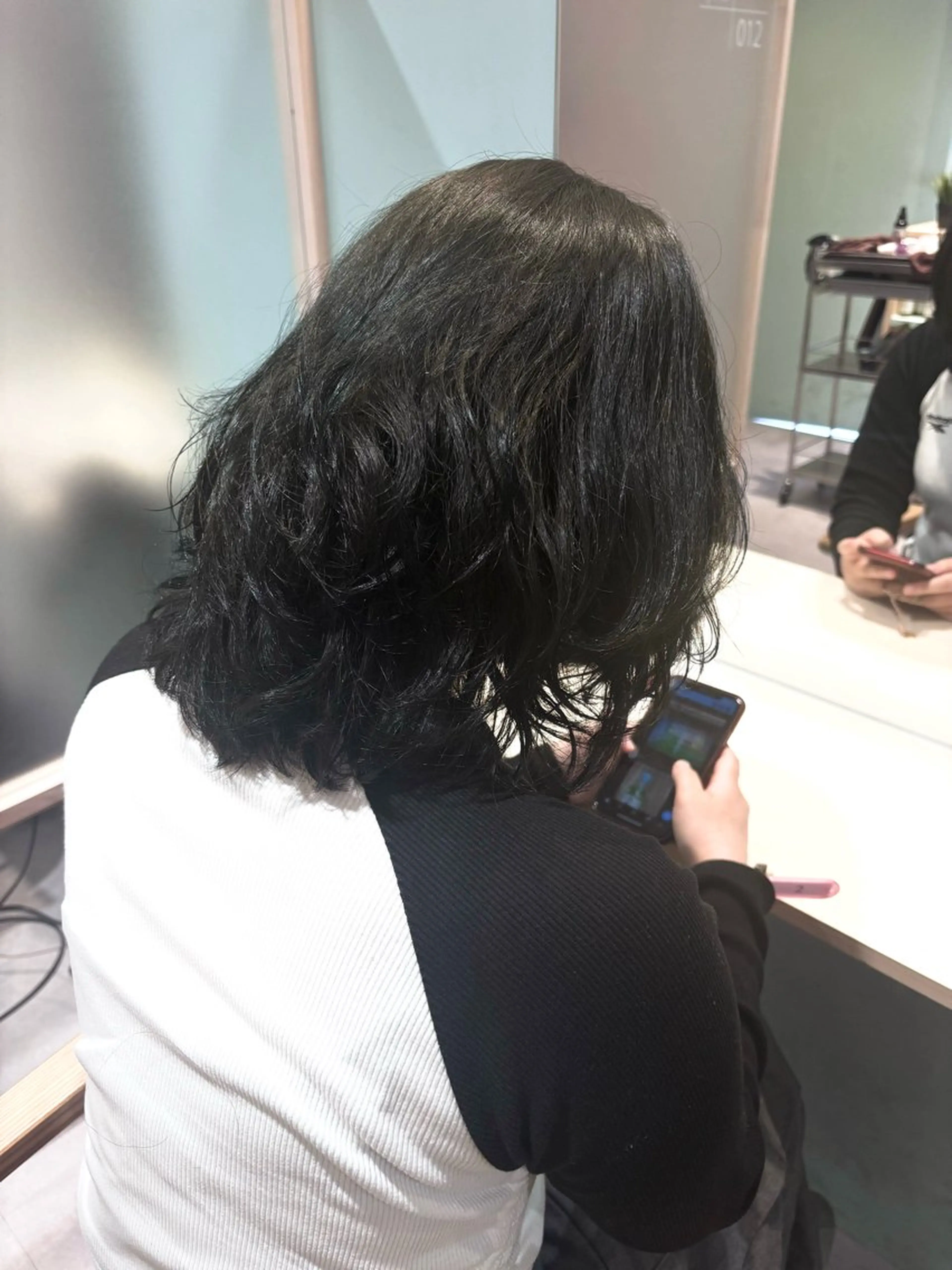 ミディアム カラー 齋藤 瑞樹のヘアスタイル