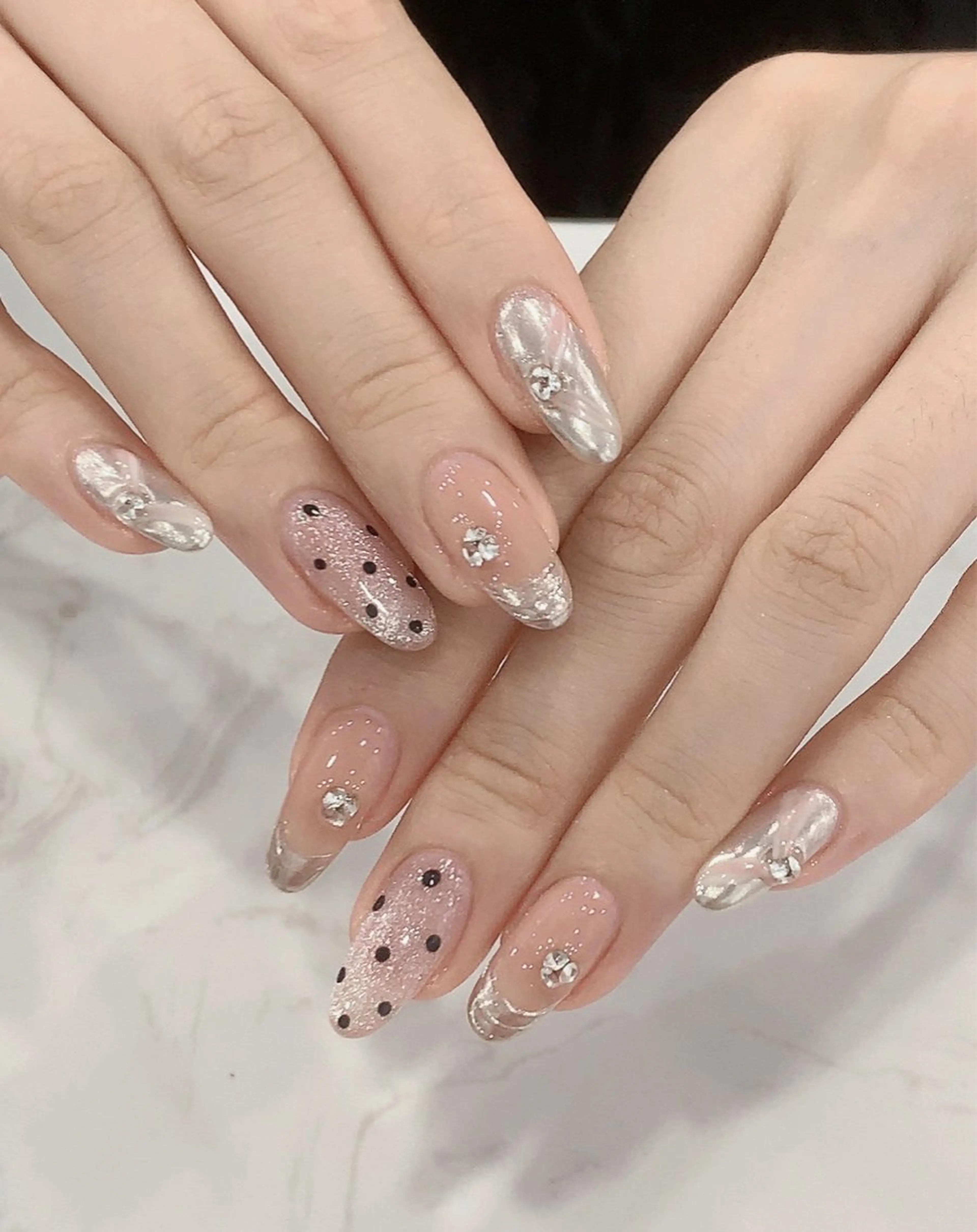 ネイル ハンドネイル ハンドケア Sachi Nail上野のネイルデザイン