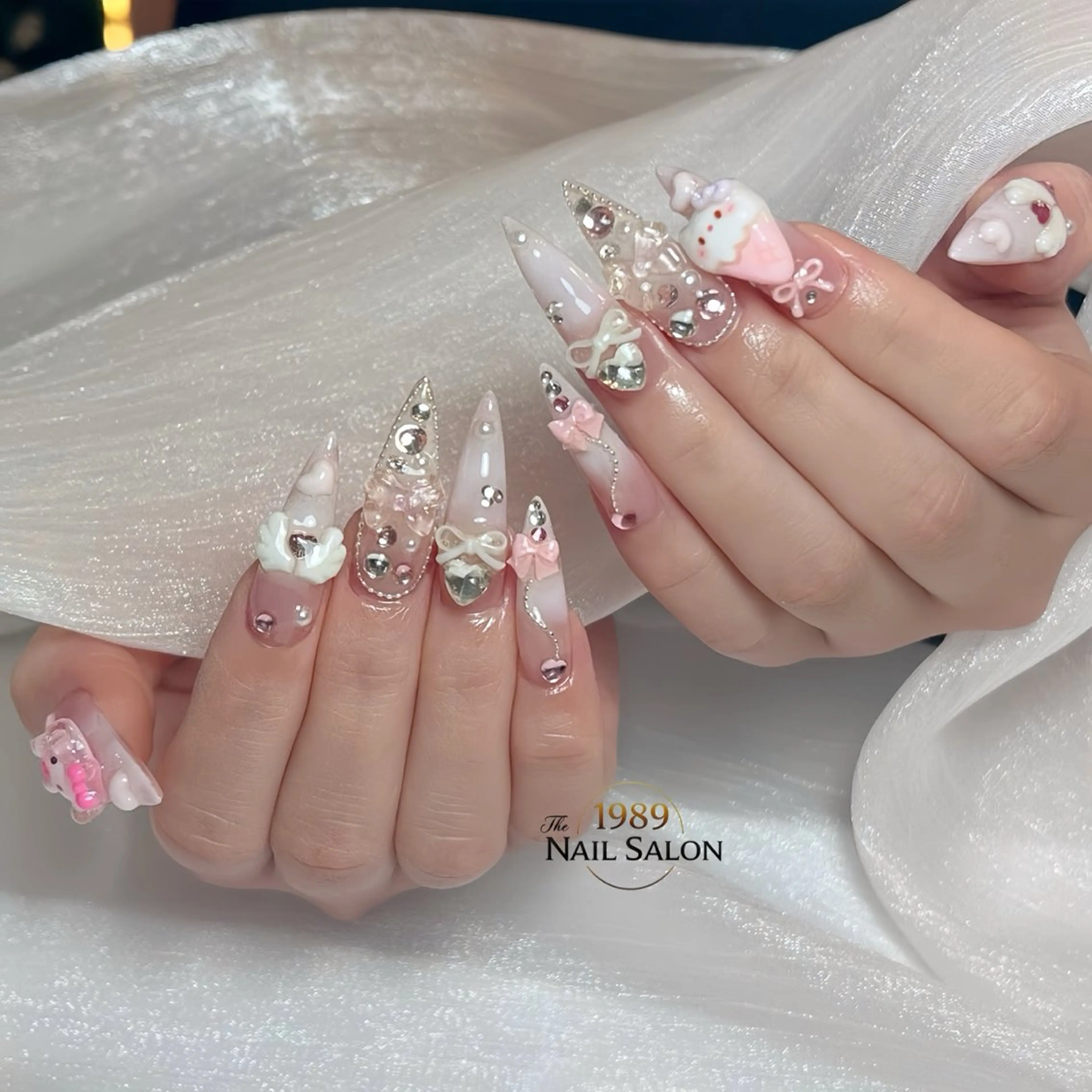 ネイル ハンドネイル The 1989 Nail Salonのネイルデザイン