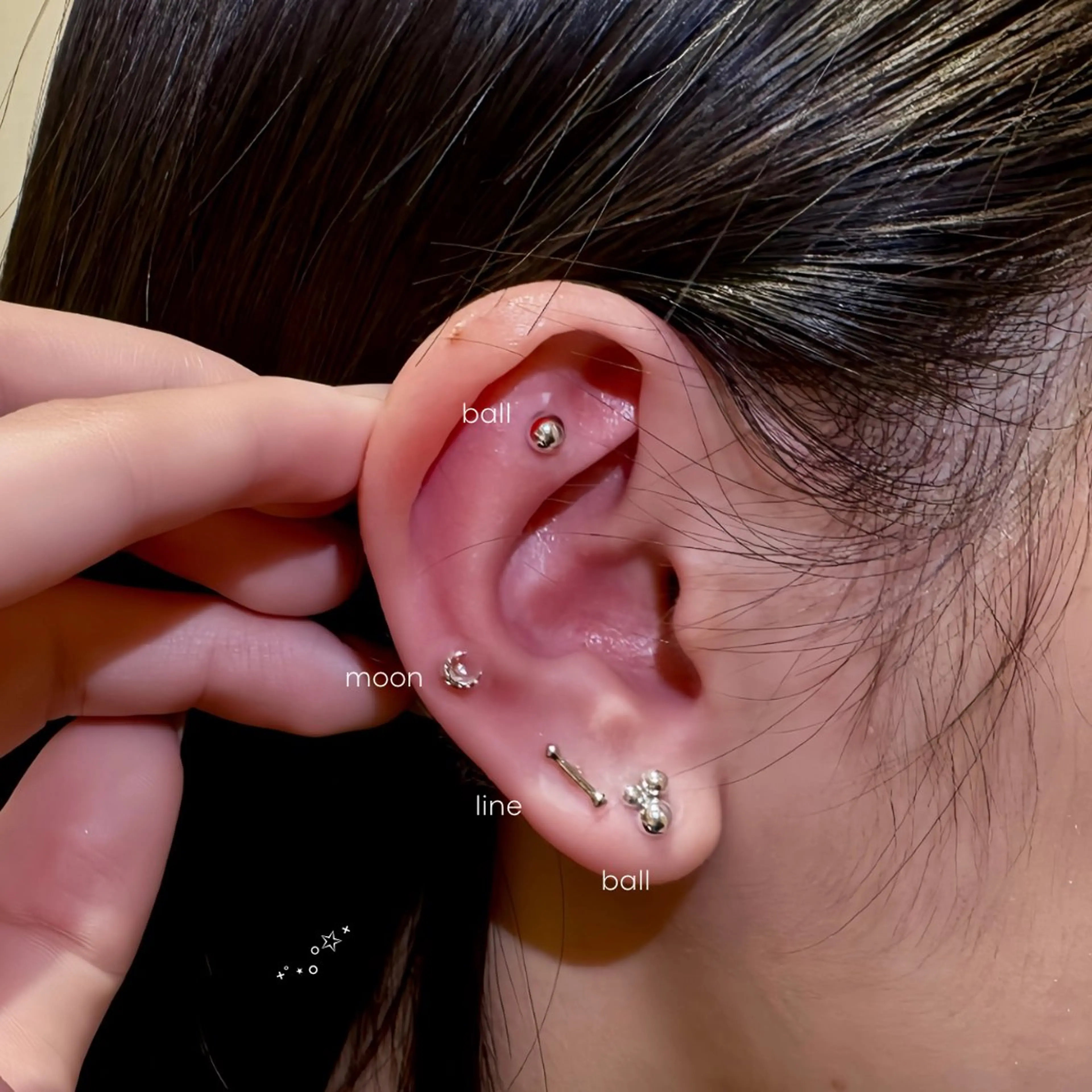 耳つぼジュエリー👂🏻⟡.·simple8粒の写真