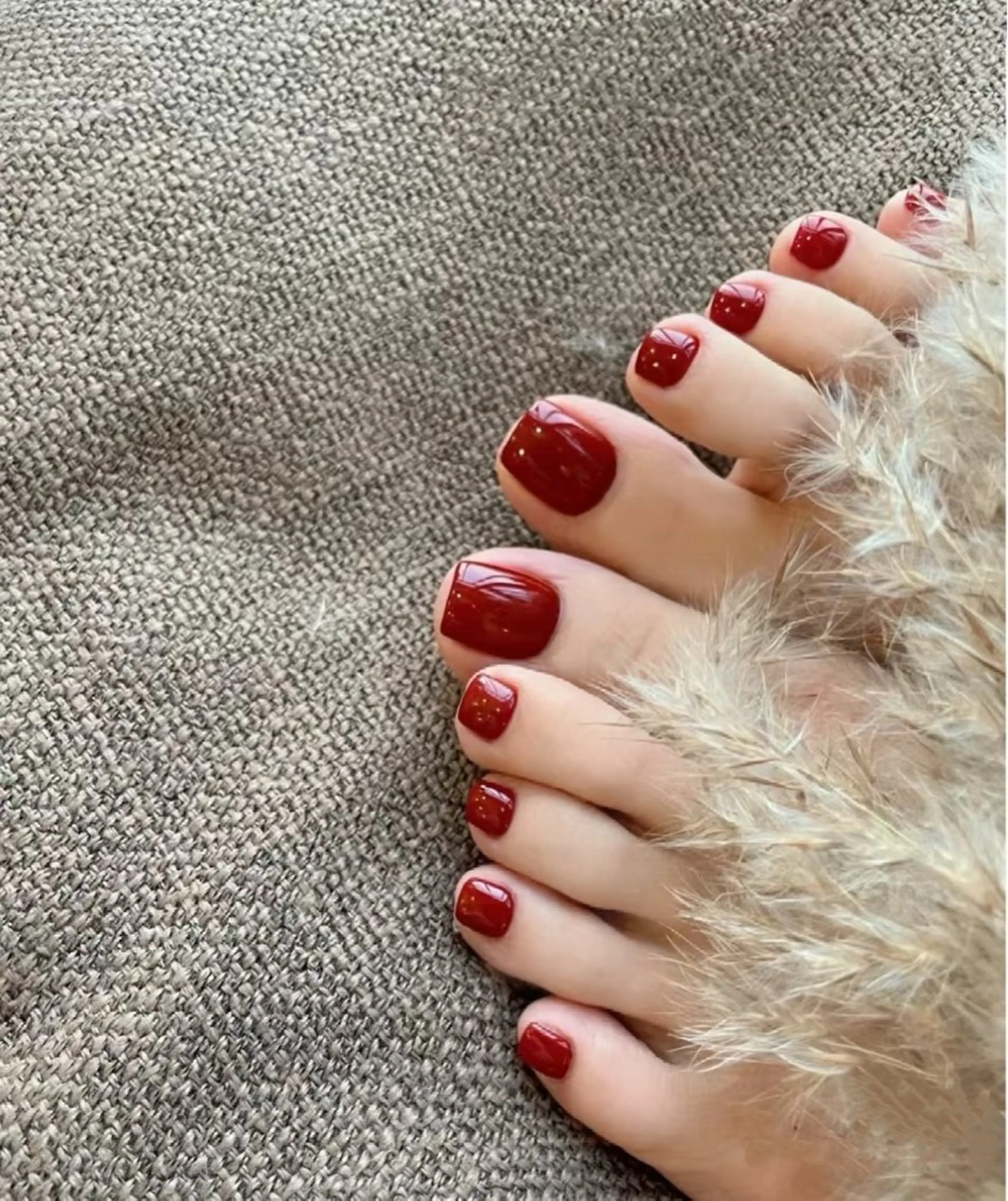 ネイル フットネイル ワンカラーネイル フットネイル Hi nail 【ハイネイル】池袋のネイルデザイン