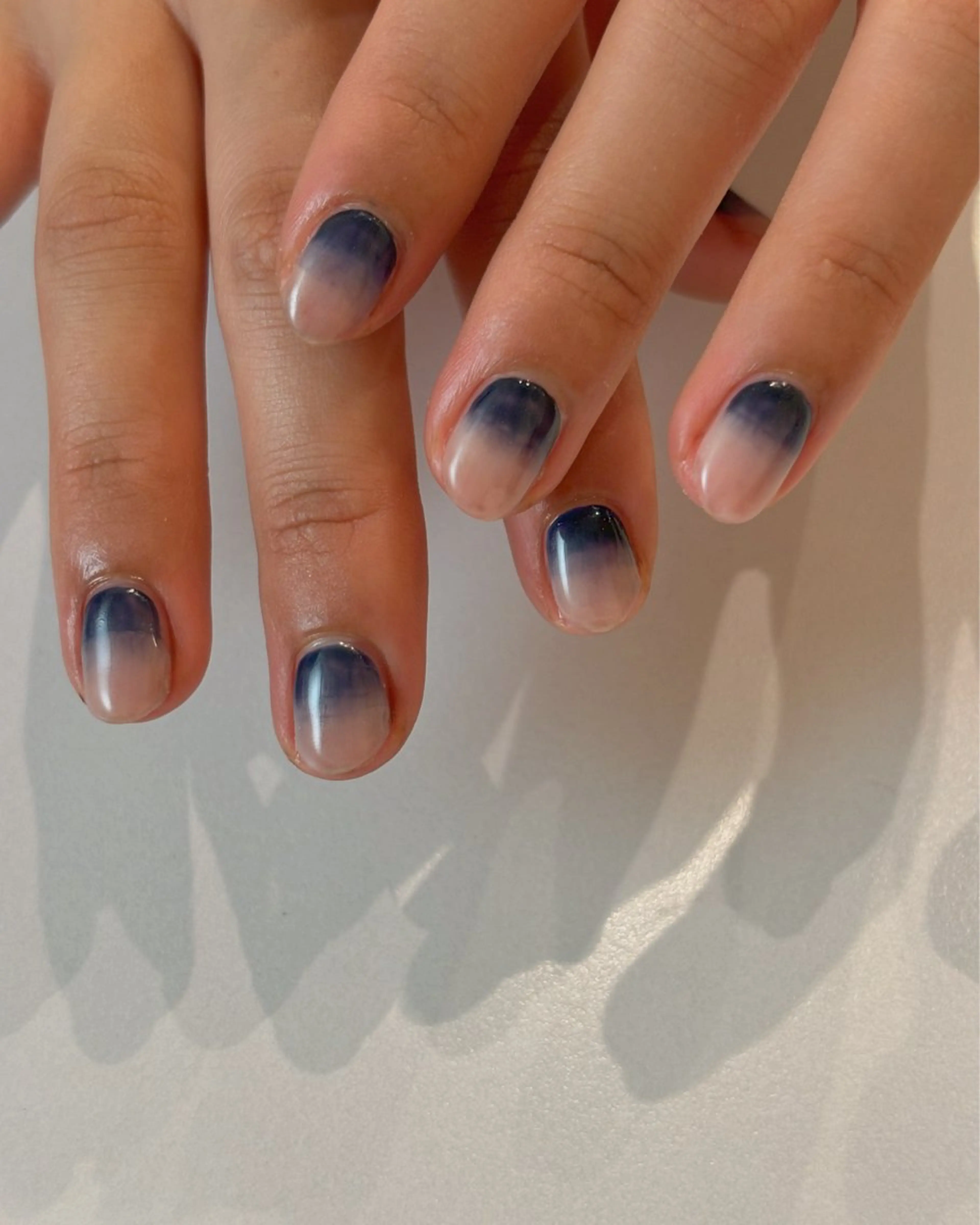 ネイル グラデーション 夏ネイル Ann. nail.tokyo所属・Ann nailのネイルデザイン