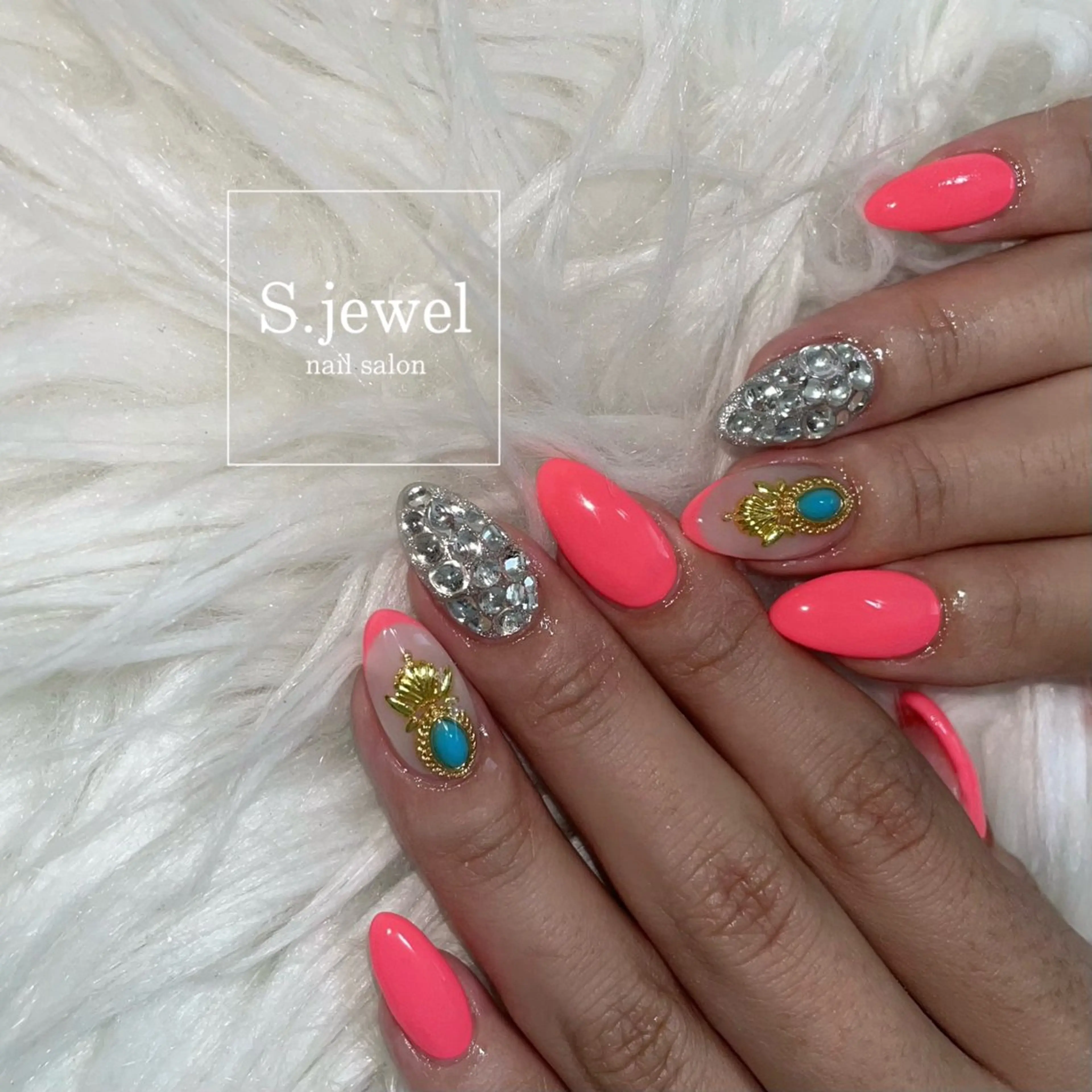 ネイル S. JEWELのネイルデザイン