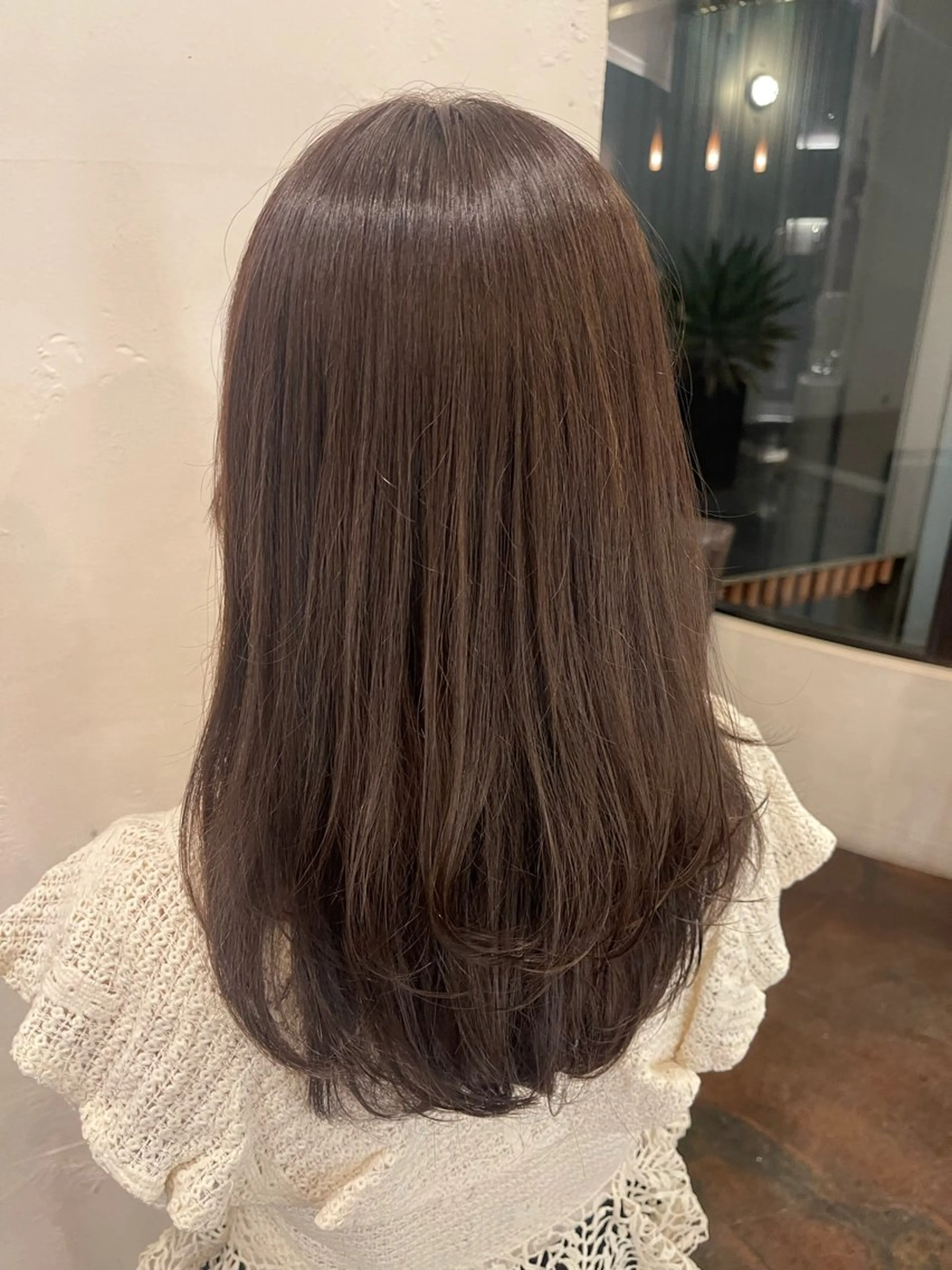 セミロング カラー Yoshida Yuriのヘアスタイル