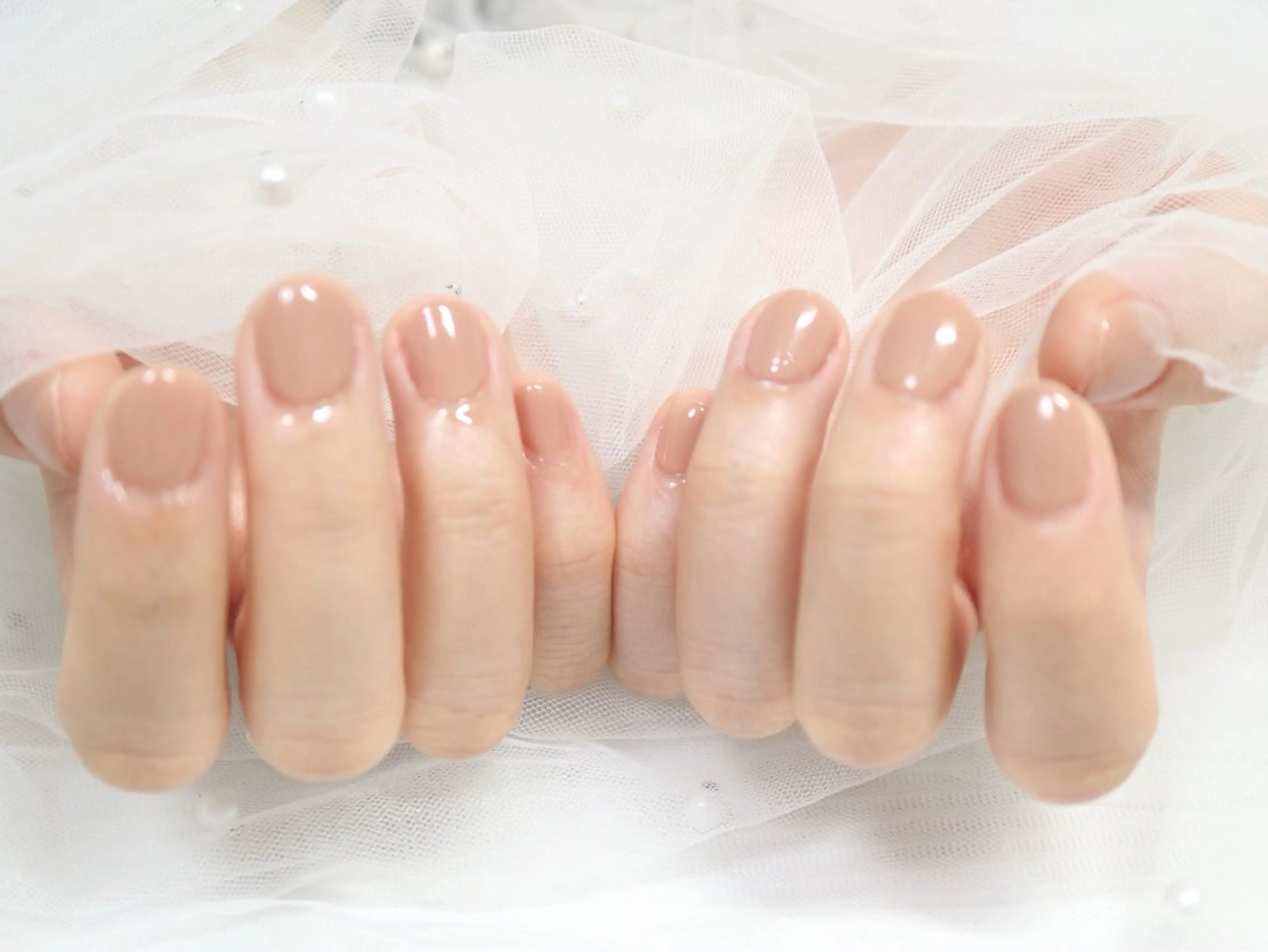 ネイル ワンカラーネイル なつか🍒口コミ好評 駅近1分 パラジェルのネイルデザイン