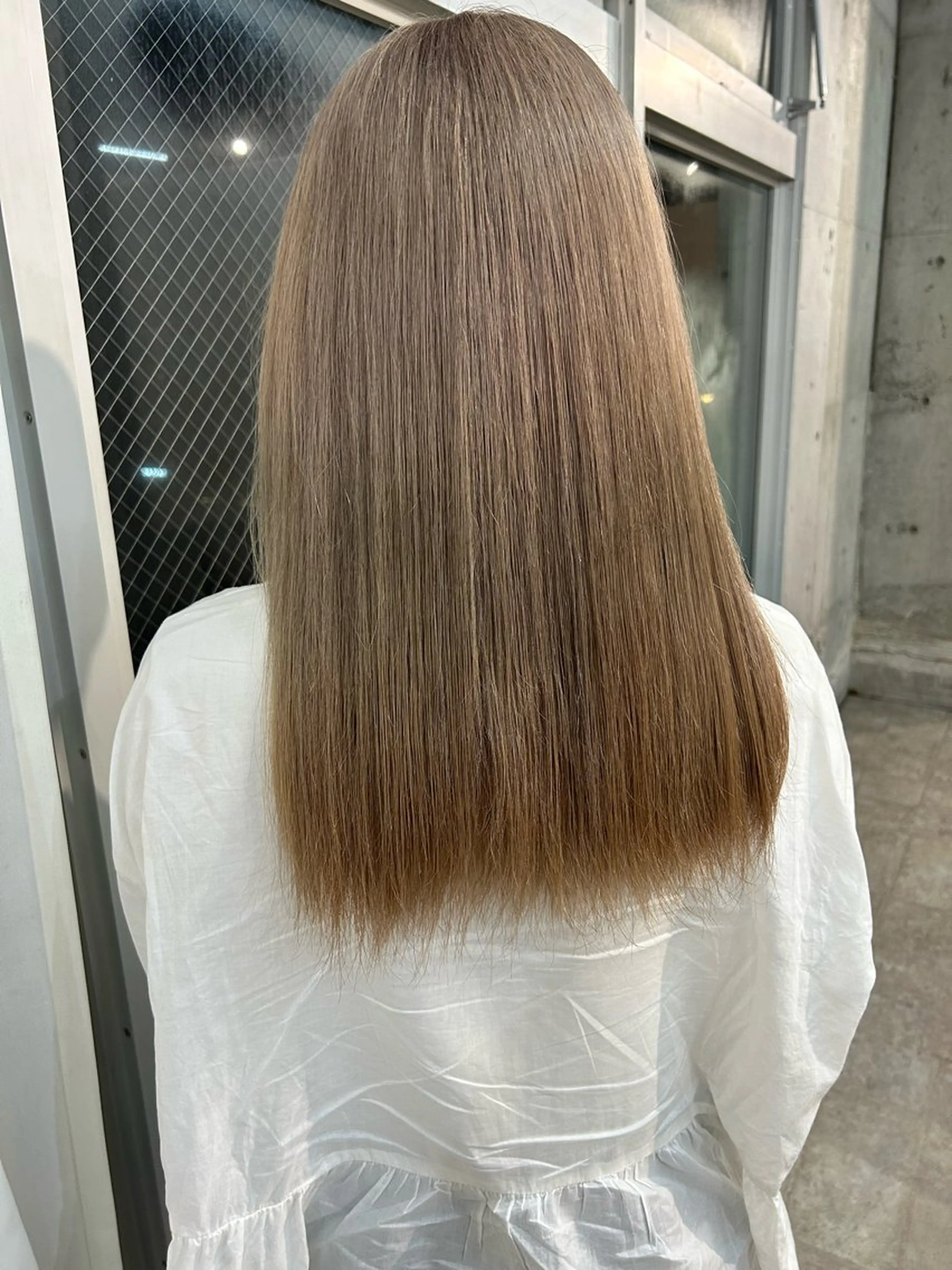 カラー ベージュカラー [lani ] konatsuのヘアスタイル