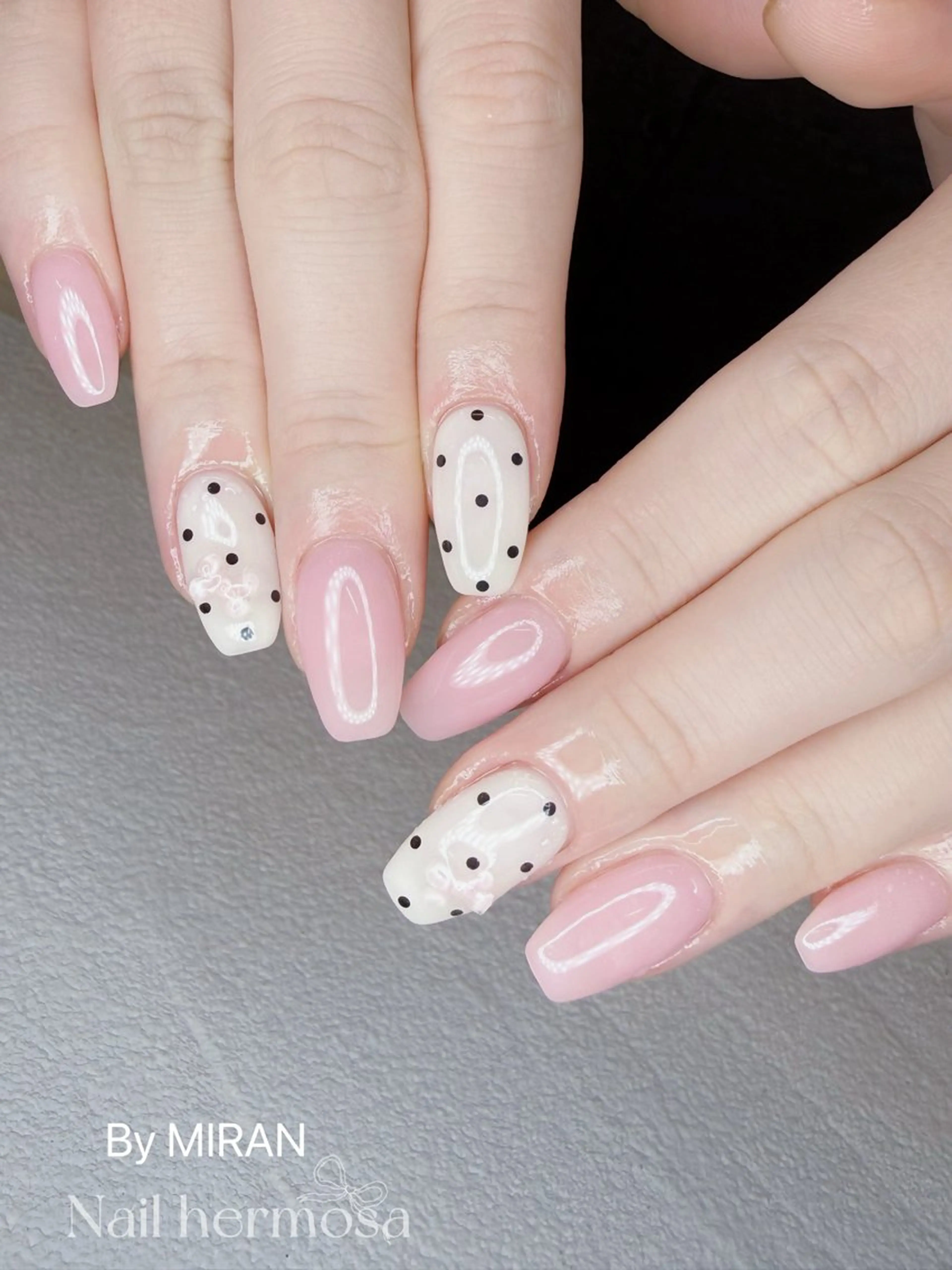 ネイル フラッシュネイル フットネイル フレンチネイル ジェルネイル ガラスフレンチ ハンドネイル ネイル エルモサのネイルデザイン