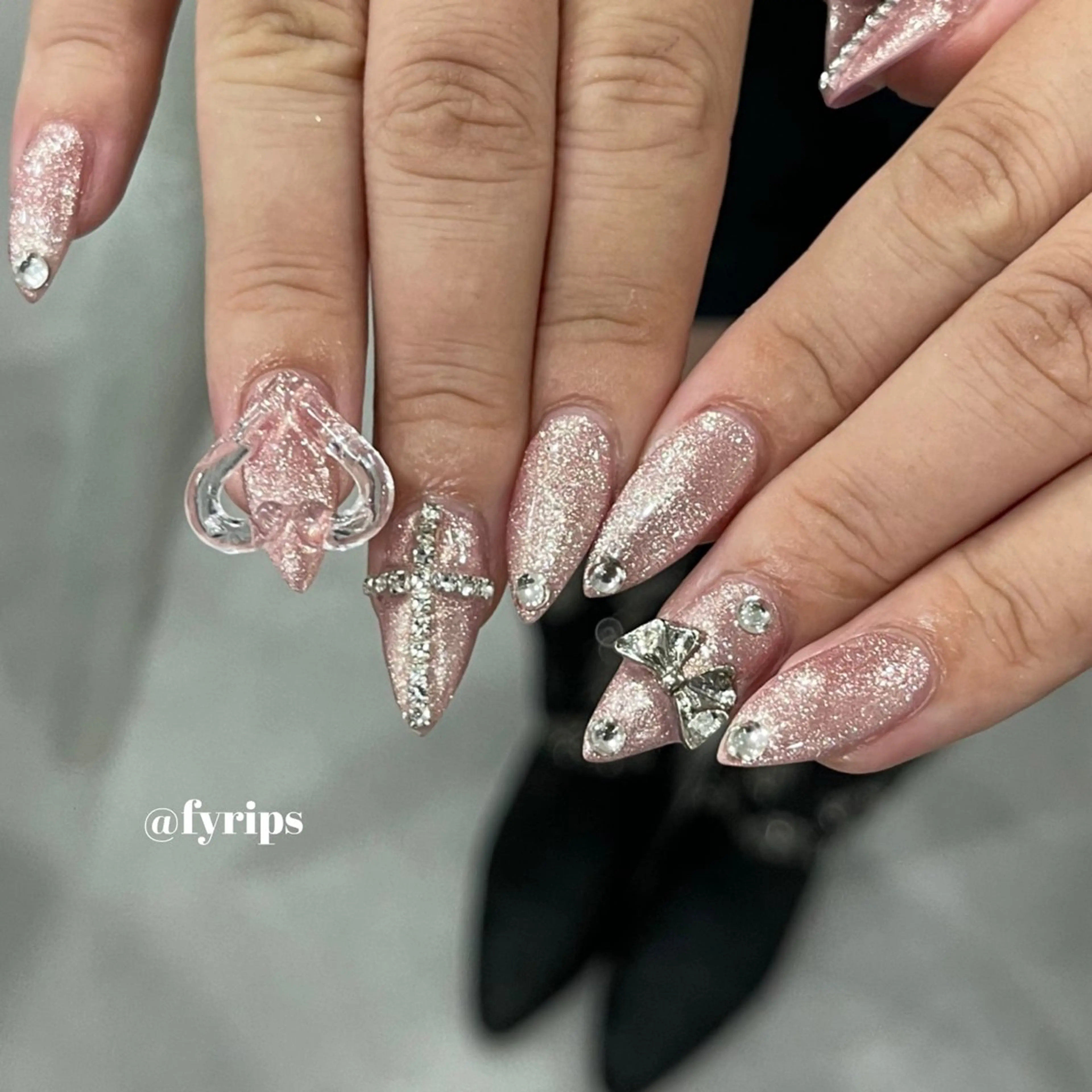 ネイル ハート ハンドネイル karin 【吉祥寺ネイル】のネイルデザイン