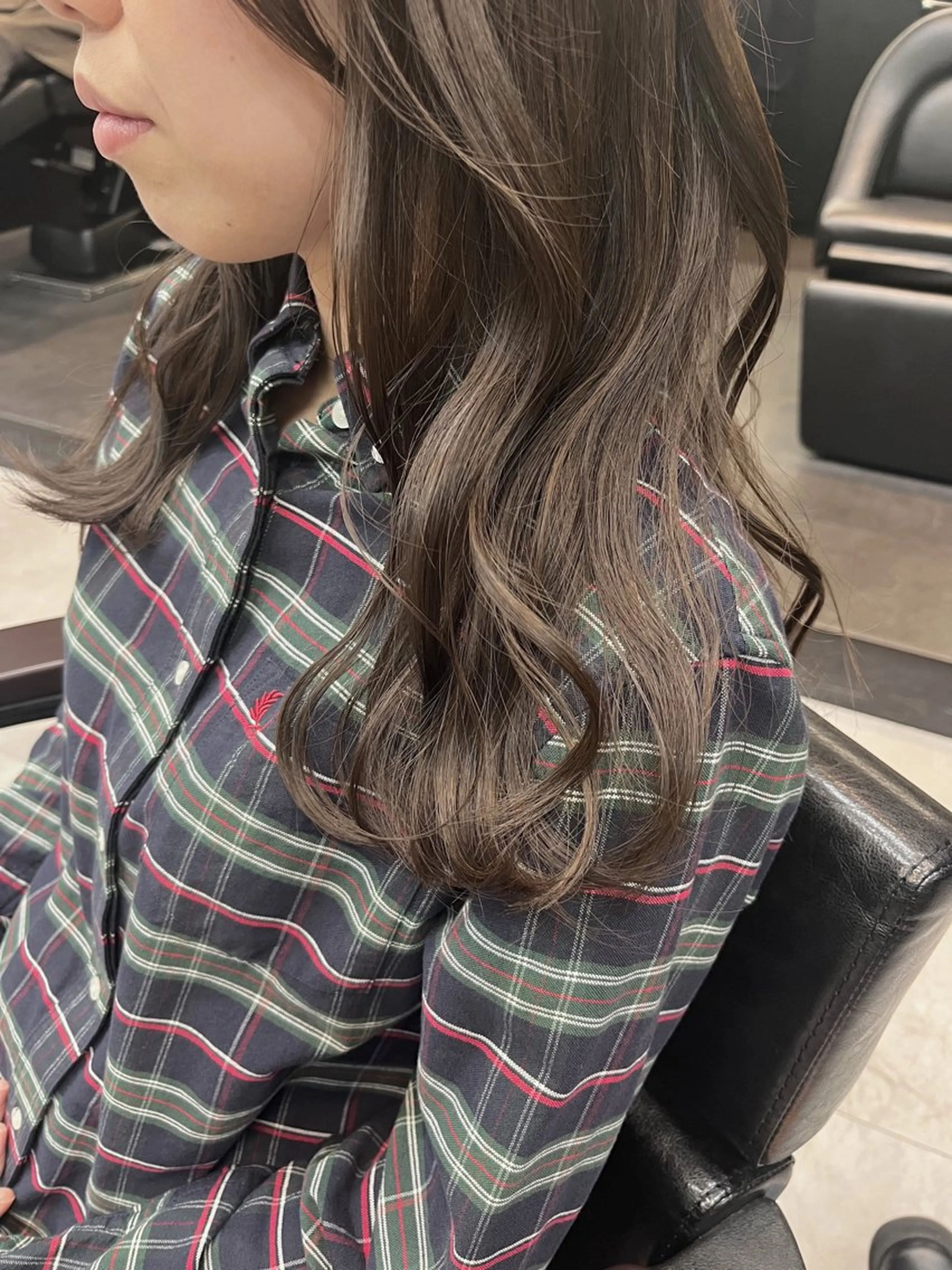 ミディアム カラー カット ヘアカラー 🦩レイヤー|透明感 カラー🦩makoのヘアスタイル