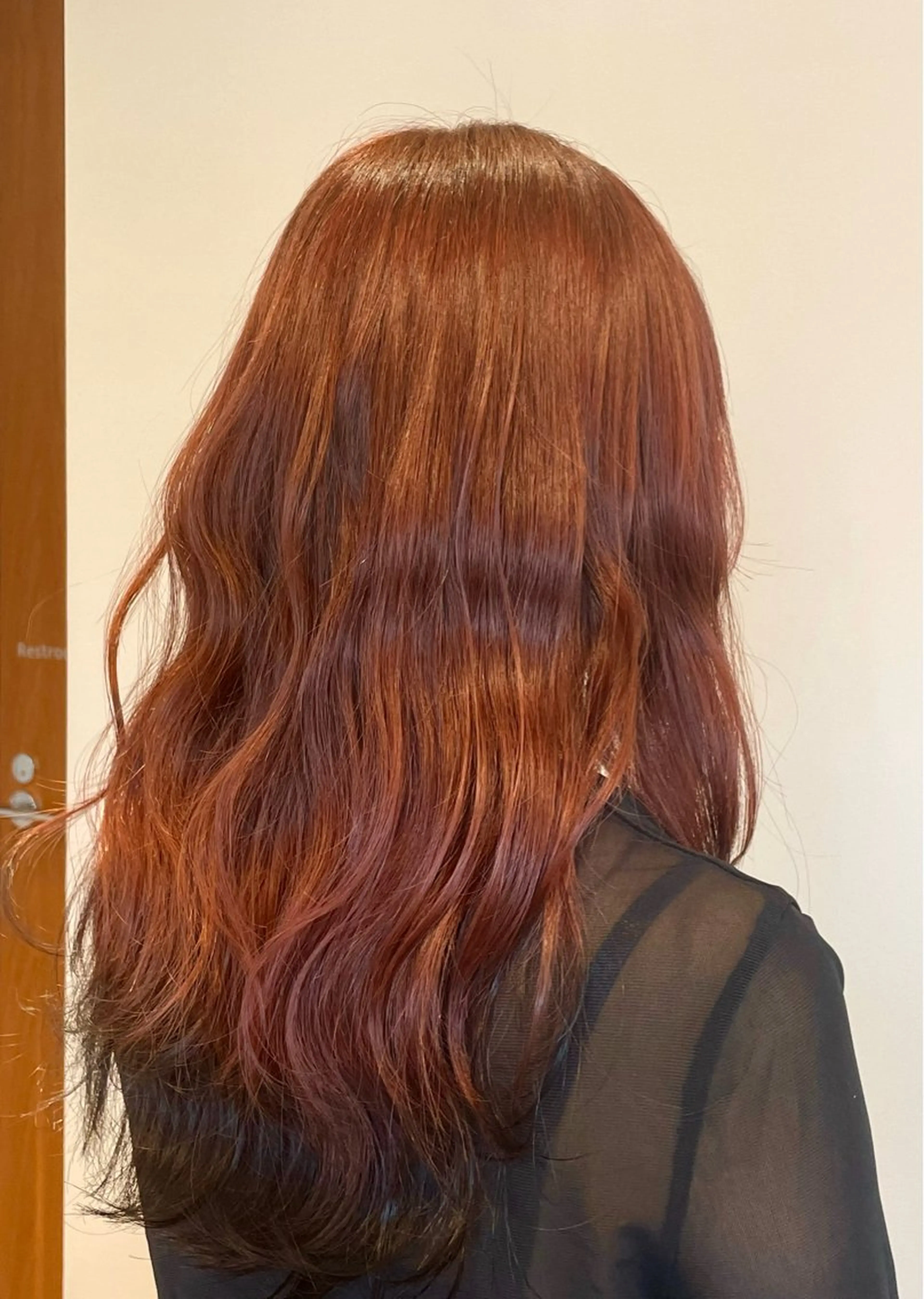 カラー ヘアカラー 秋元 美優のヘアスタイル