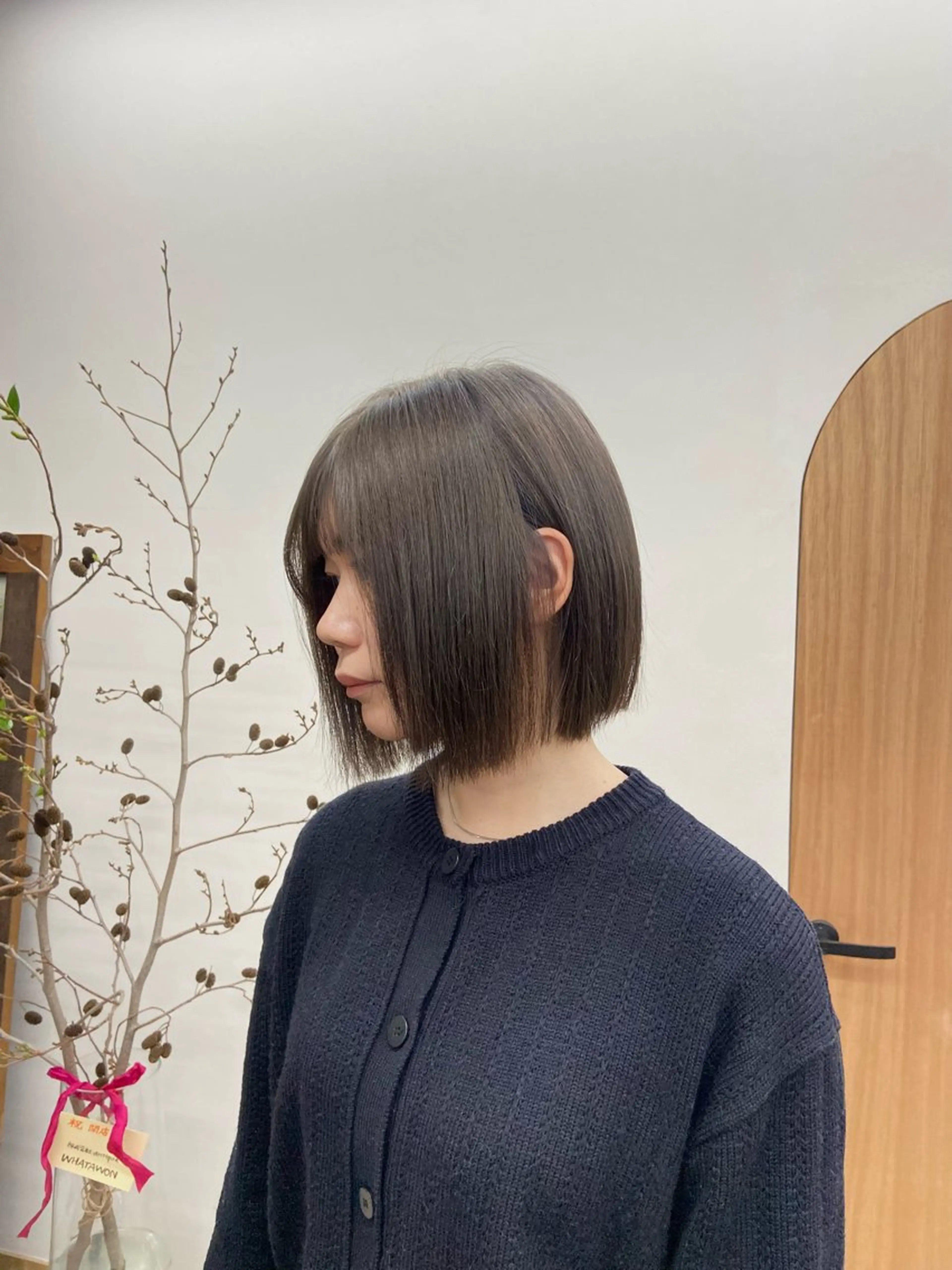 ショート カラー ブリーチ ダブルカラー ブリーチなしカラー ボブ カット ヘアカラー トリートメント mana／ブリーチ なし／ベージュ／暖色のヘアスタイル