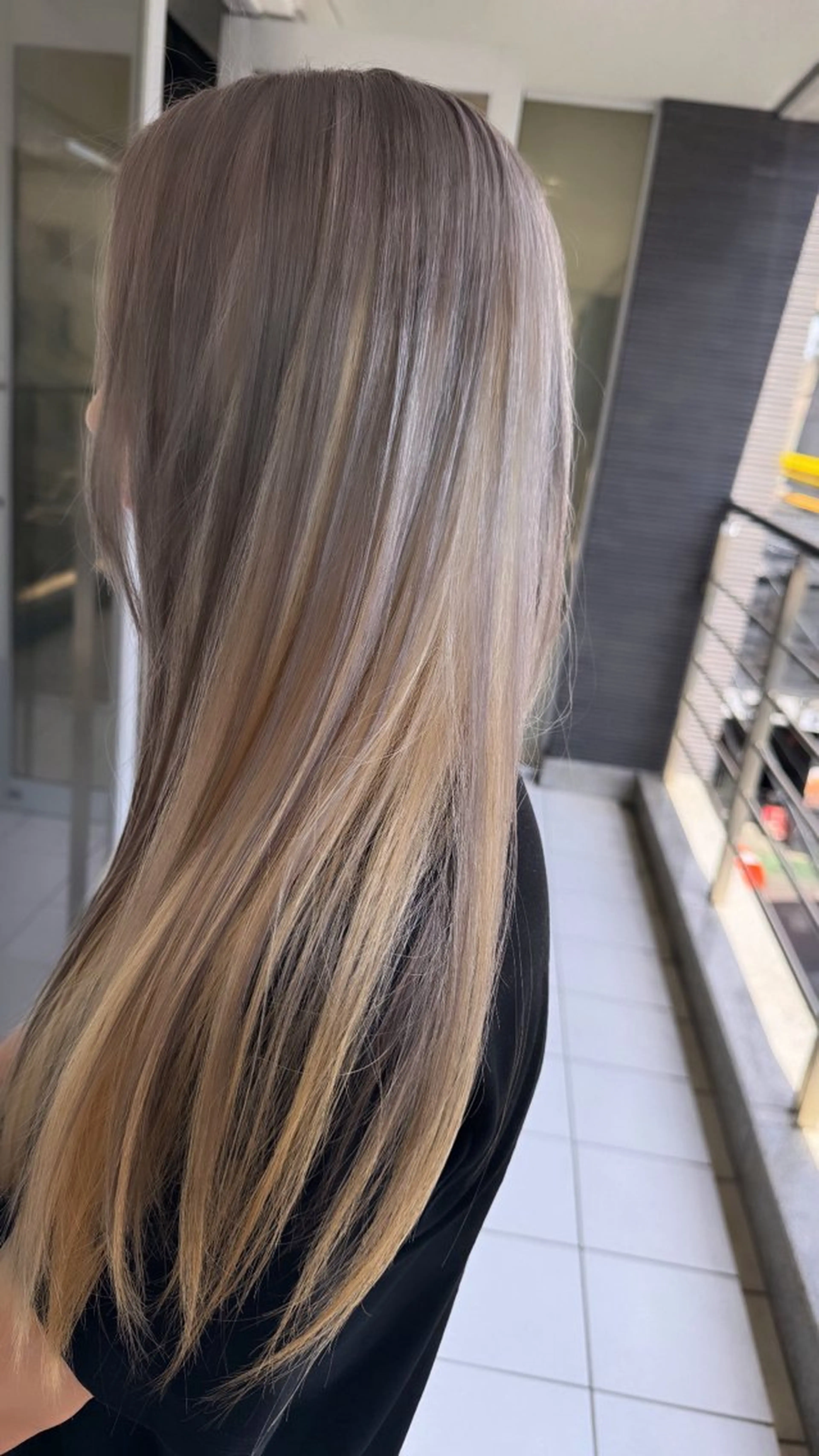 ロング ヘアカラー トリートメント 椎葉 祐也のヘアスタイル