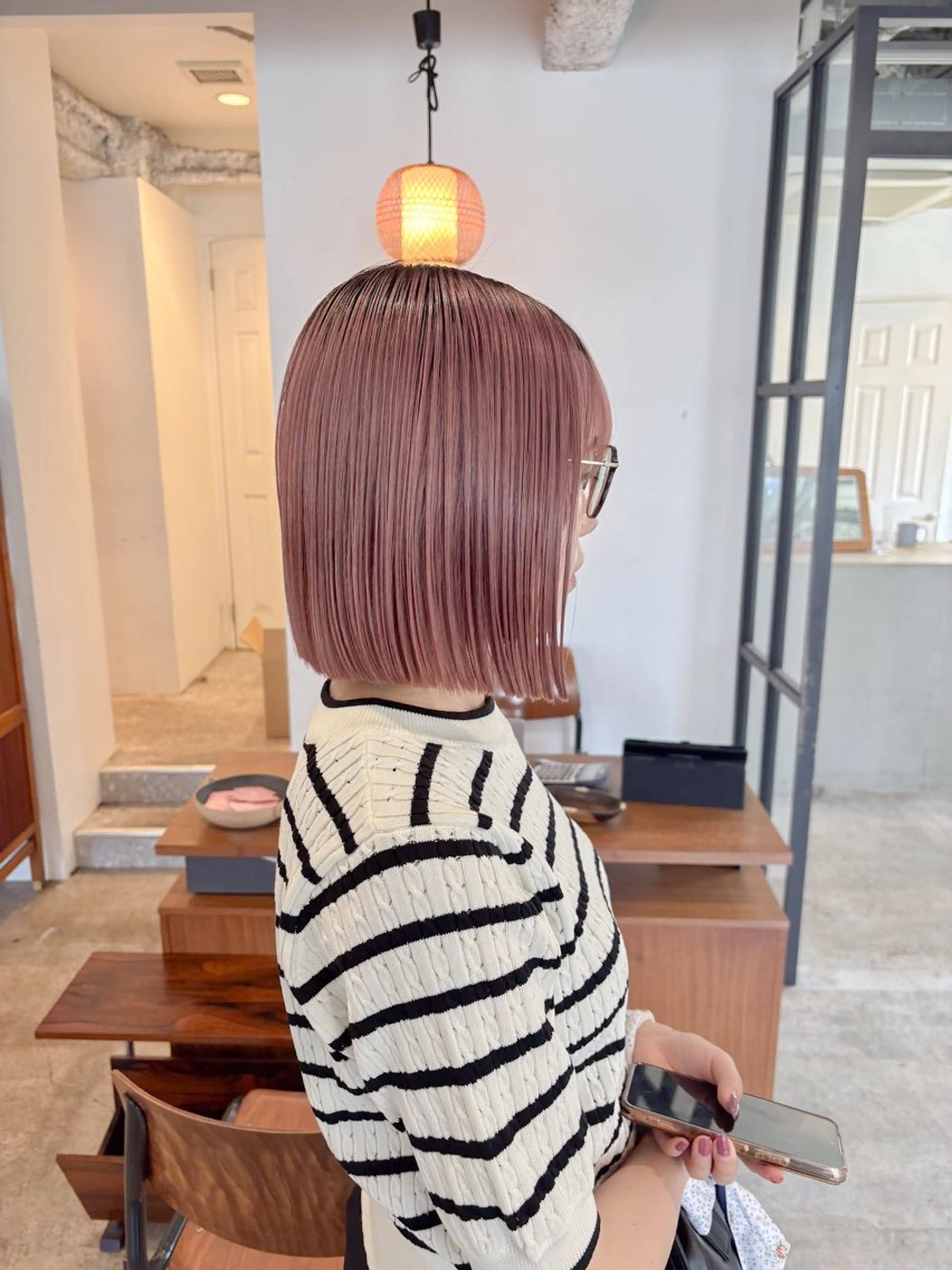 ショート カラー ベージュカラー ピンクカラー ピンクベージュ ボブ カット ヘアカラー Takuma Suzuki中目黒のヘアスタイル