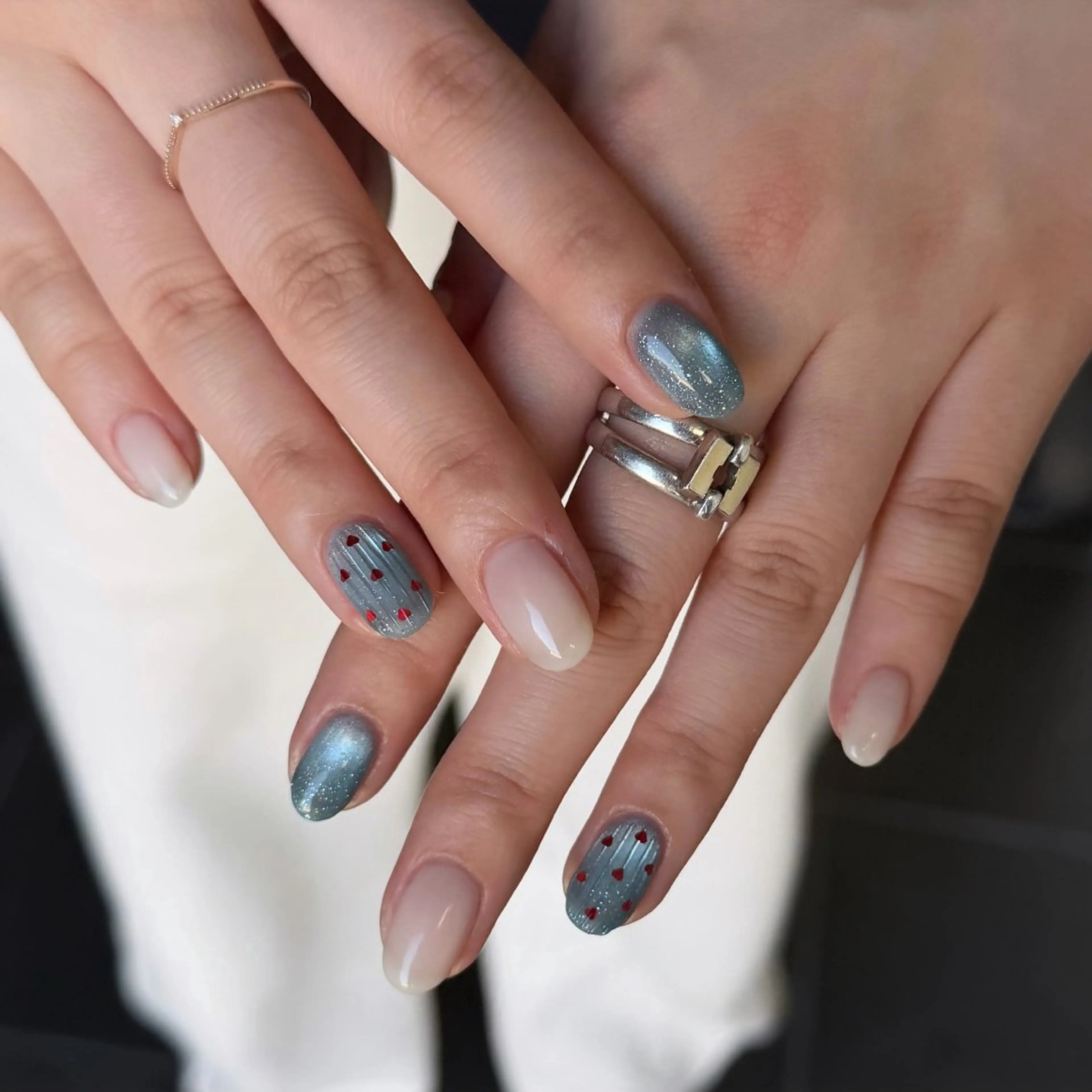 ネイル ハンドネイル 藤村 美玖のネイルデザイン