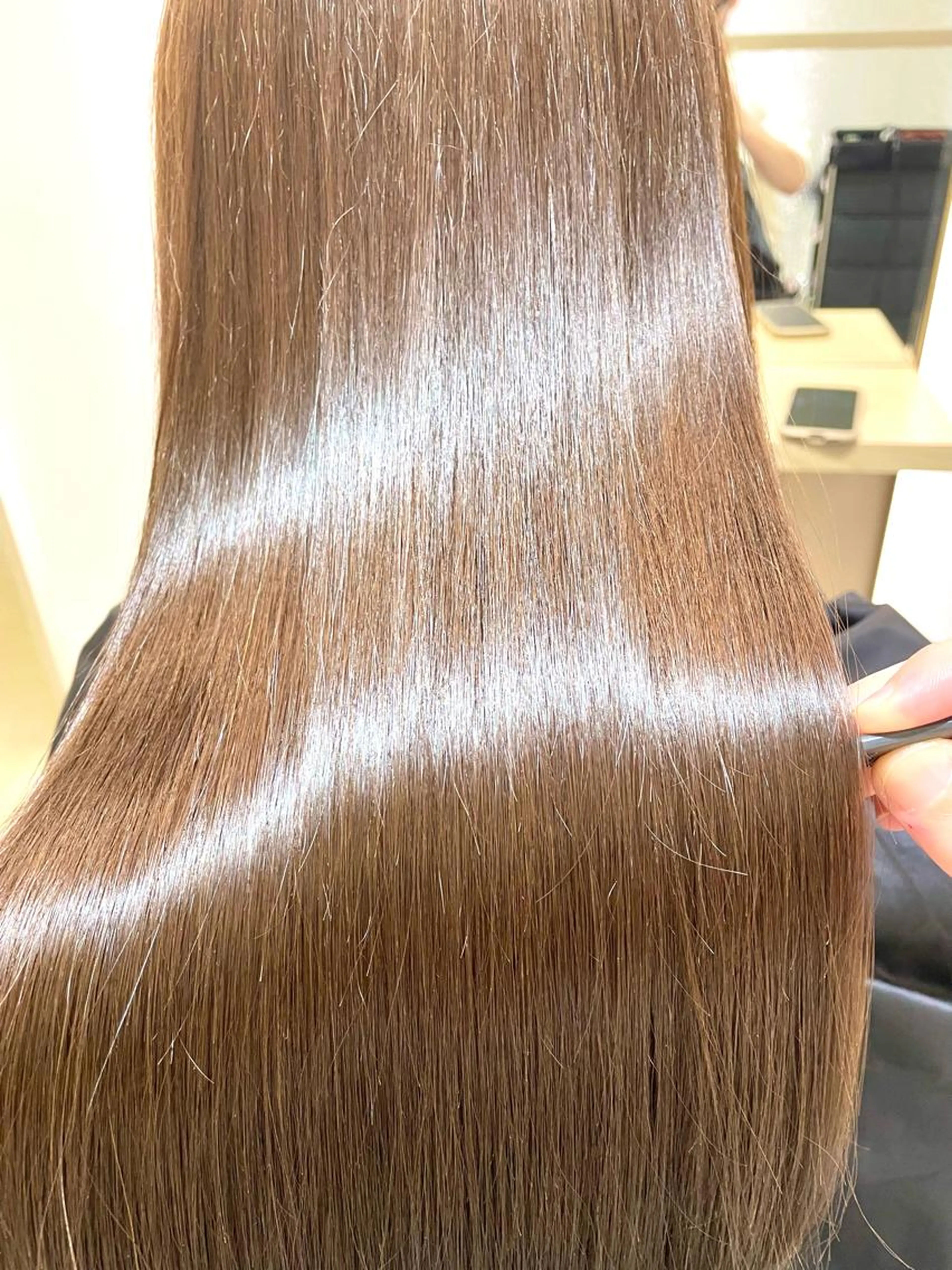 【ツヤサラ髪へ🌈】カット＋カラー＋髪質改善“メテオ”トリートメント✨の写真