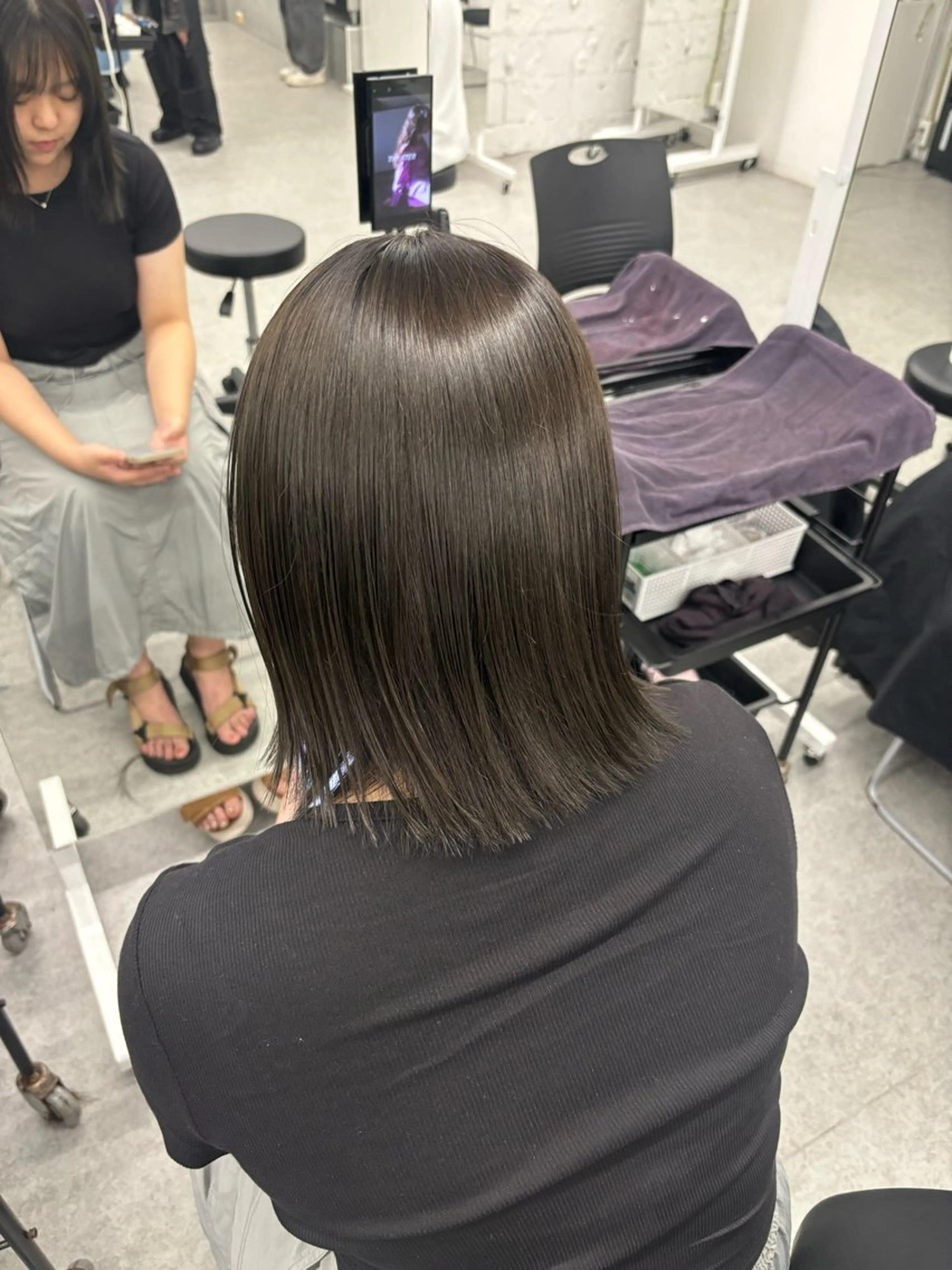 ミディアム カラー ヘアアレンジ AYUMI/赤み消し /ブラウンカラーのヘアスタイル