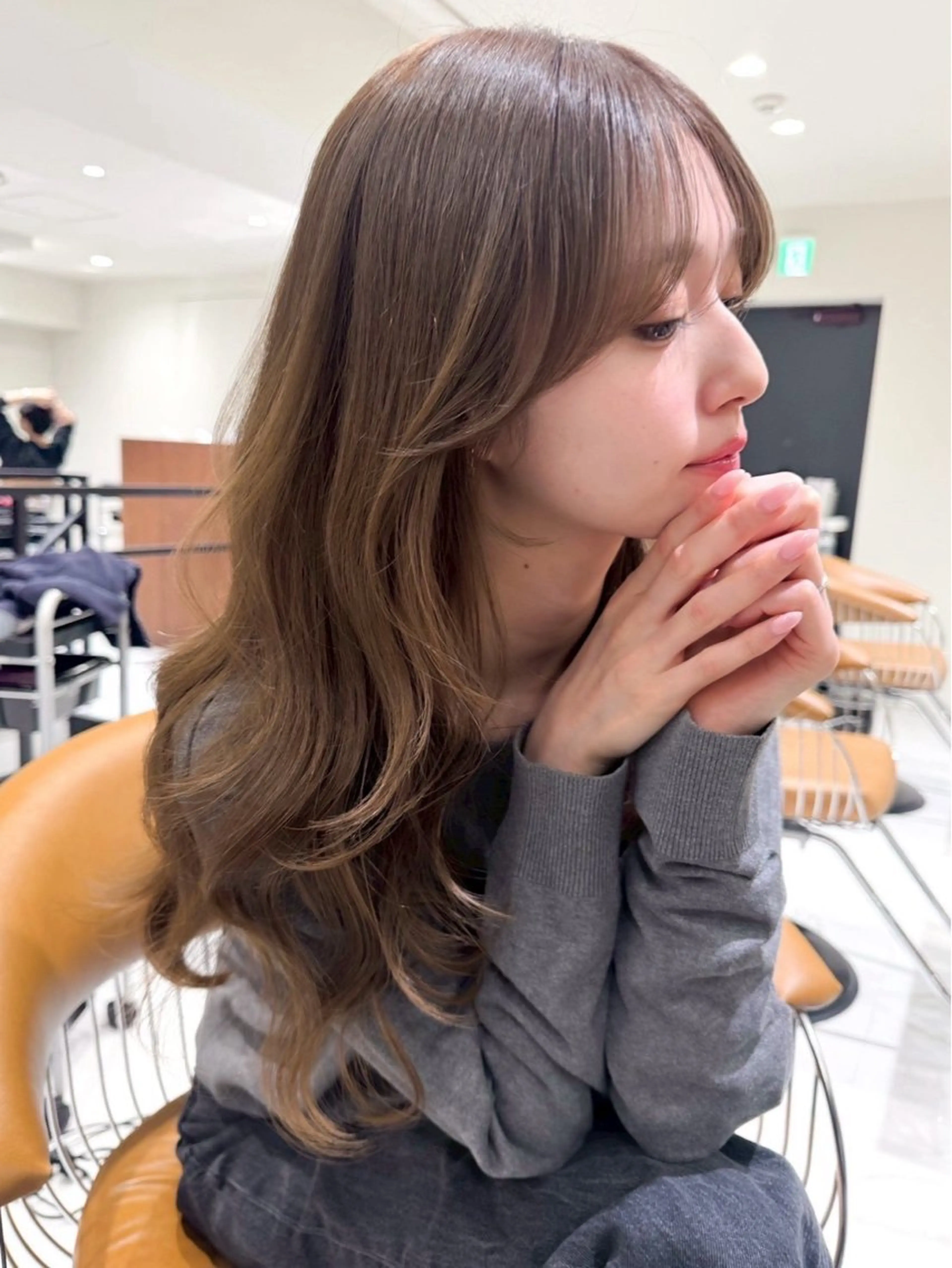 セミロング カラー ヘアアレンジ ヘアカラー トリートメント 🫧透明感カラー/ 艶カラー🫧namiのヘアスタイル