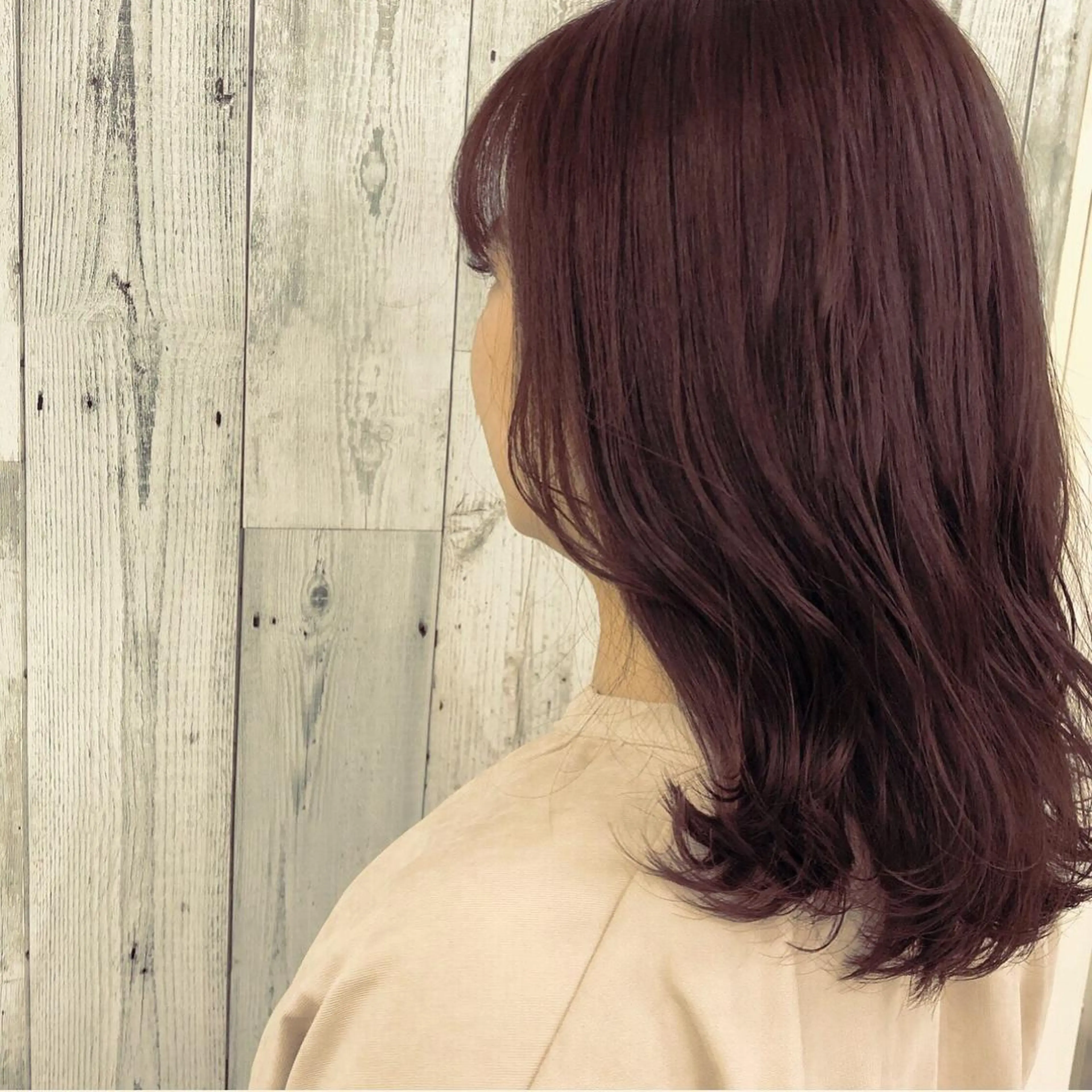 ミディアム カラー ブルーム プレミアムのヘアスタイル