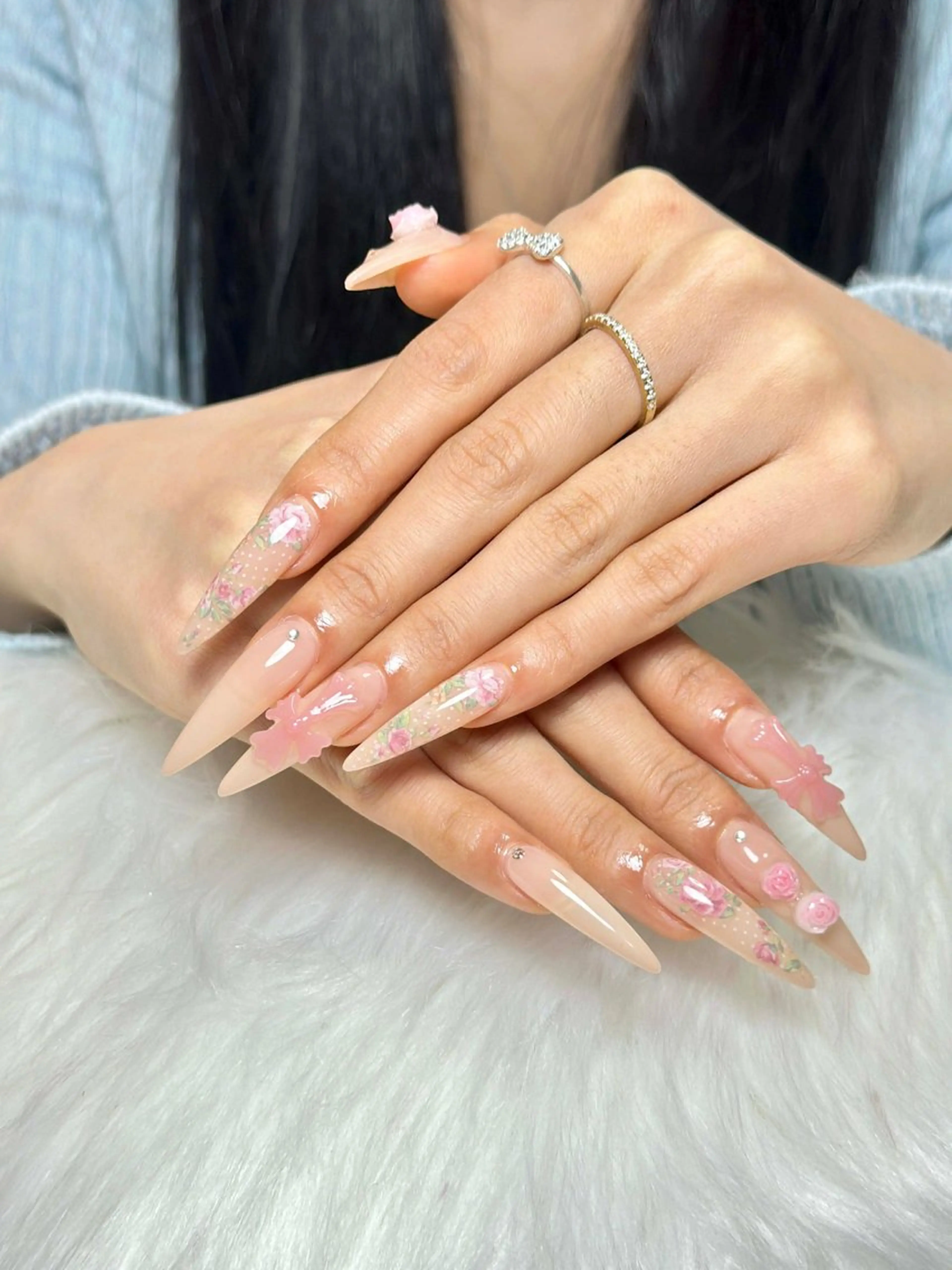 ネイル アートネイル ジェルネイル ネイルチップ ハンドネイル Nie Nail Shinokuboのネイルデザイン