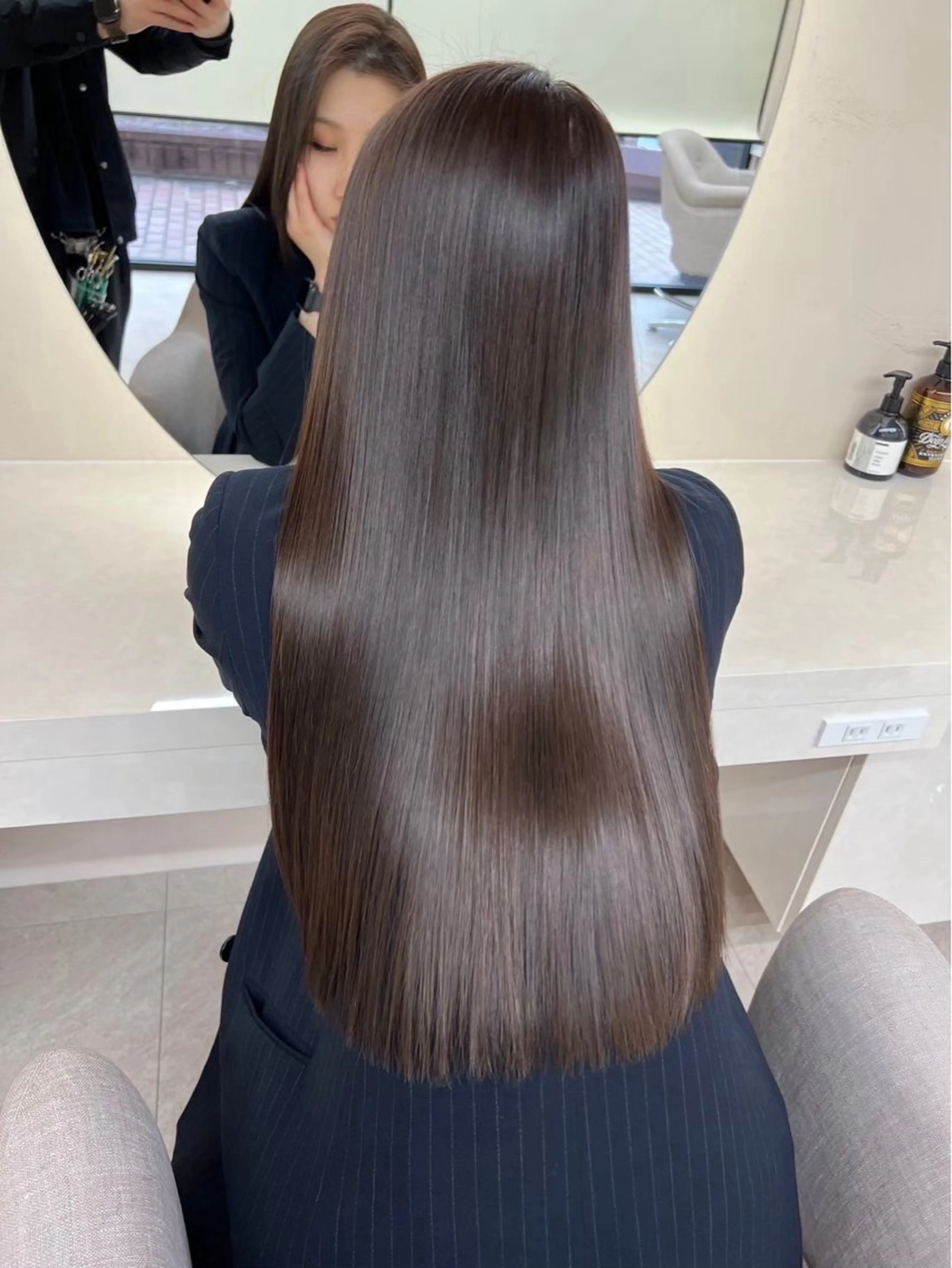 ロング 佐藤 菜穂のヘアスタイル