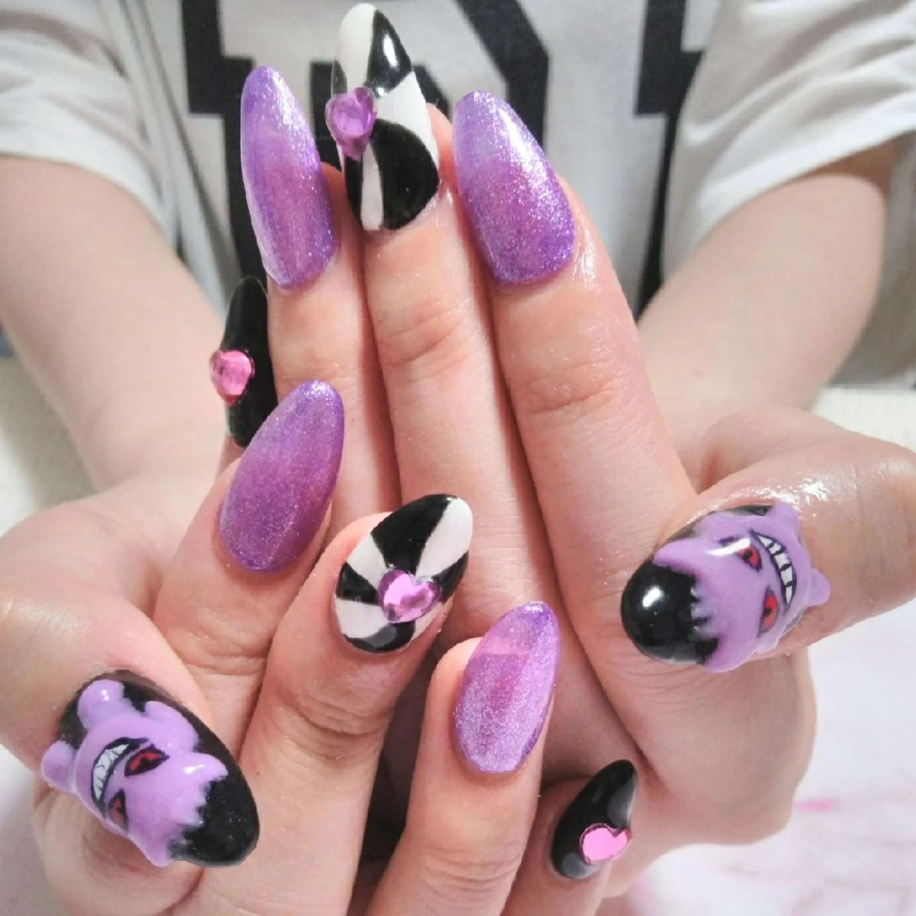 ネイル アートネイル エステとネイル ローズコンフォートのネイルデザイン