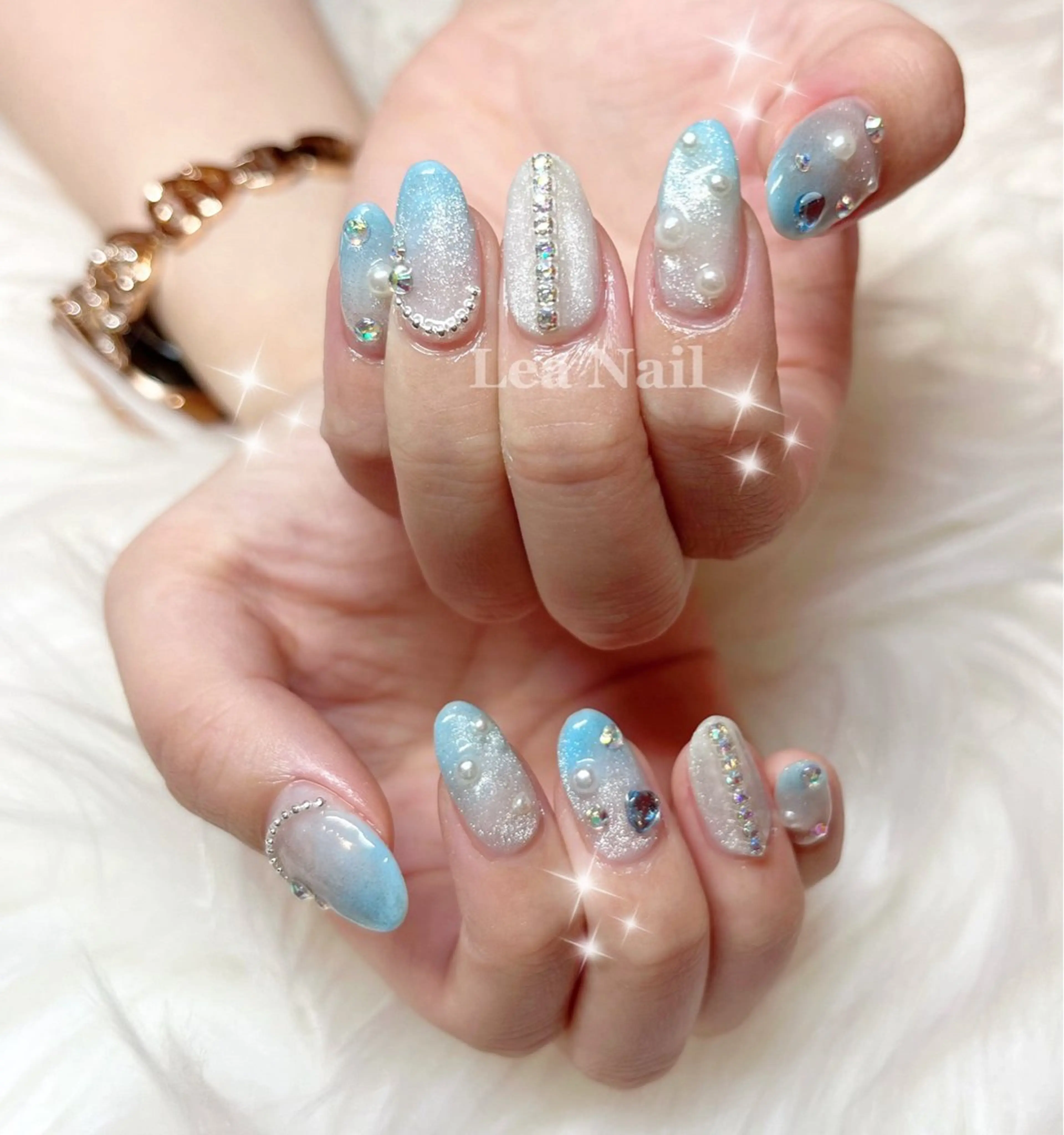 ネイル アートネイル グラデーション 水色 マグネットネイル 持ち込み ハンドネイル Lea Nailのネイルデザイン