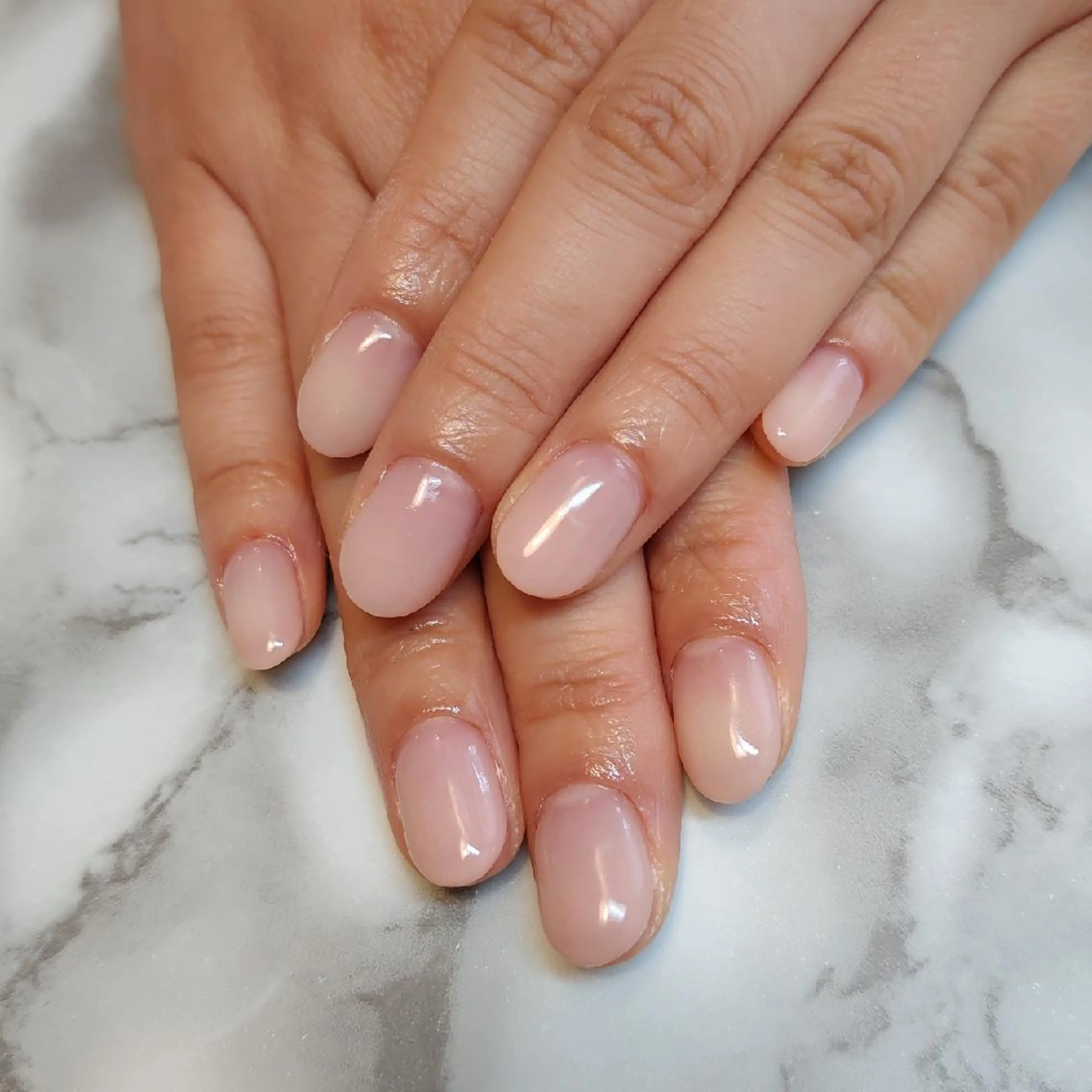 ネイル グラデーション ジェヌインネイル 河内のネイルデザイン