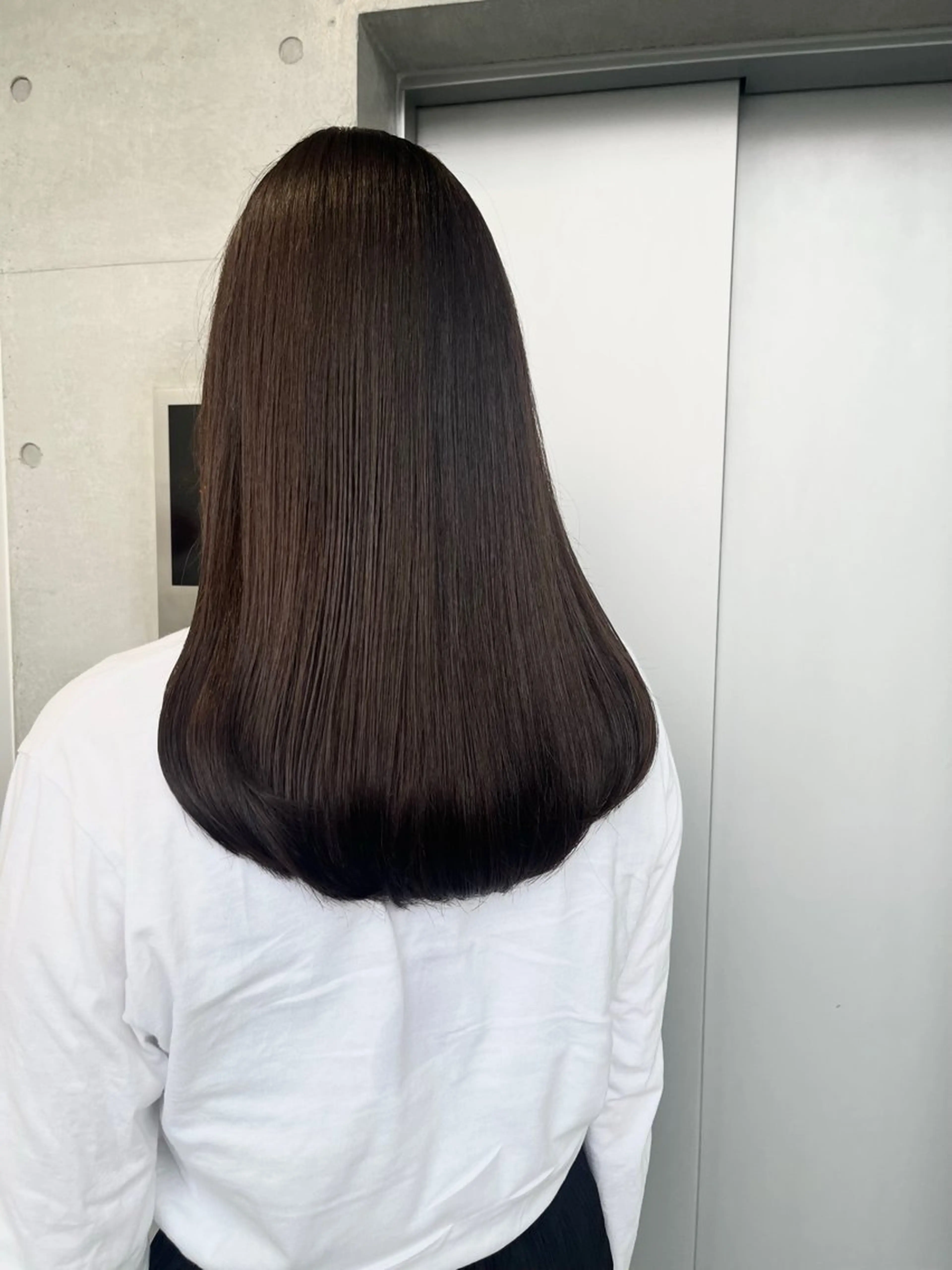 セミロング カラー パーマ ヘアアレンジ ヘアカラー トリートメント 透明感/オリーブ/ グレージュ/YUKAのヘアスタイル