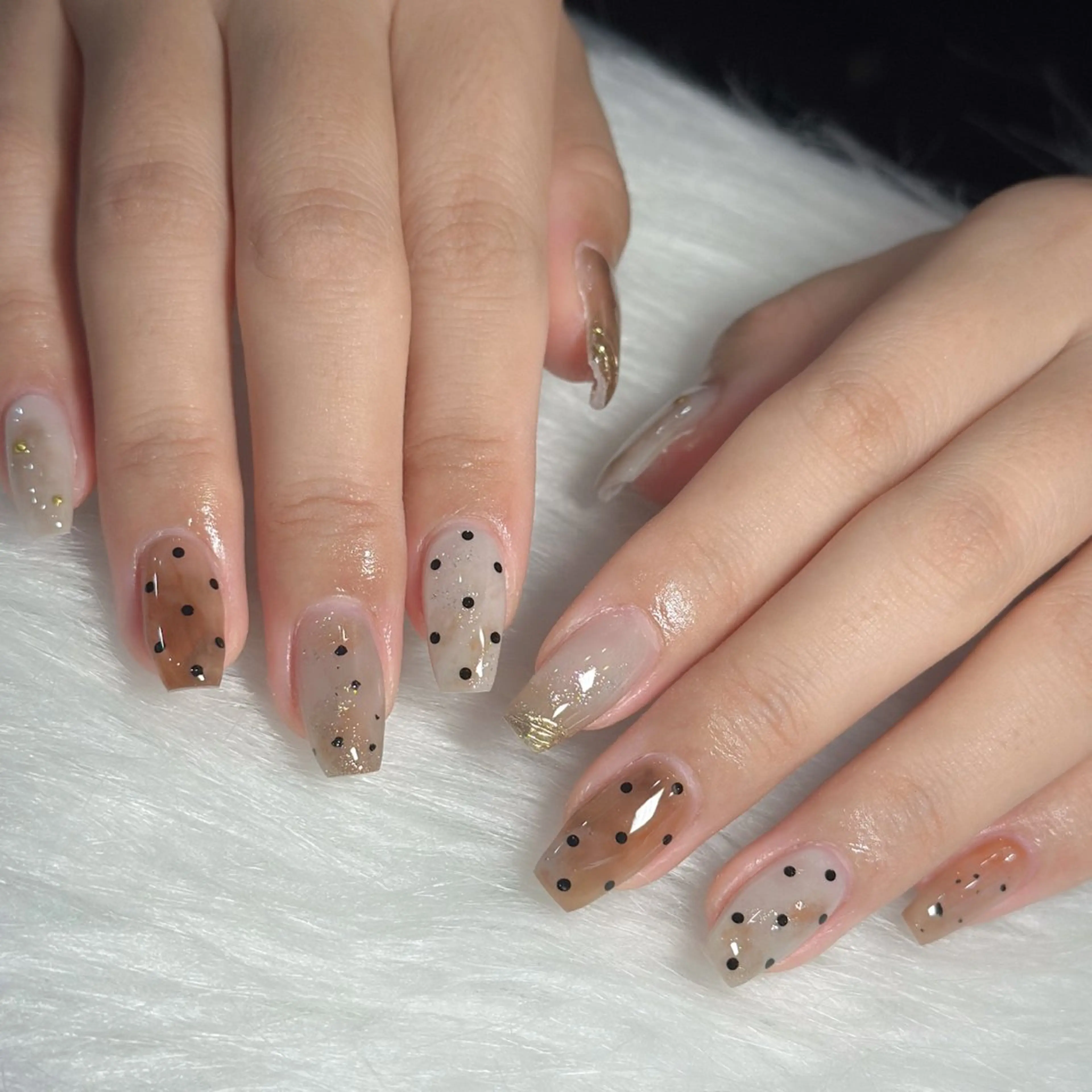 ネイル ハンドネイル フットネイル LAVISH nanamiのネイルデザイン