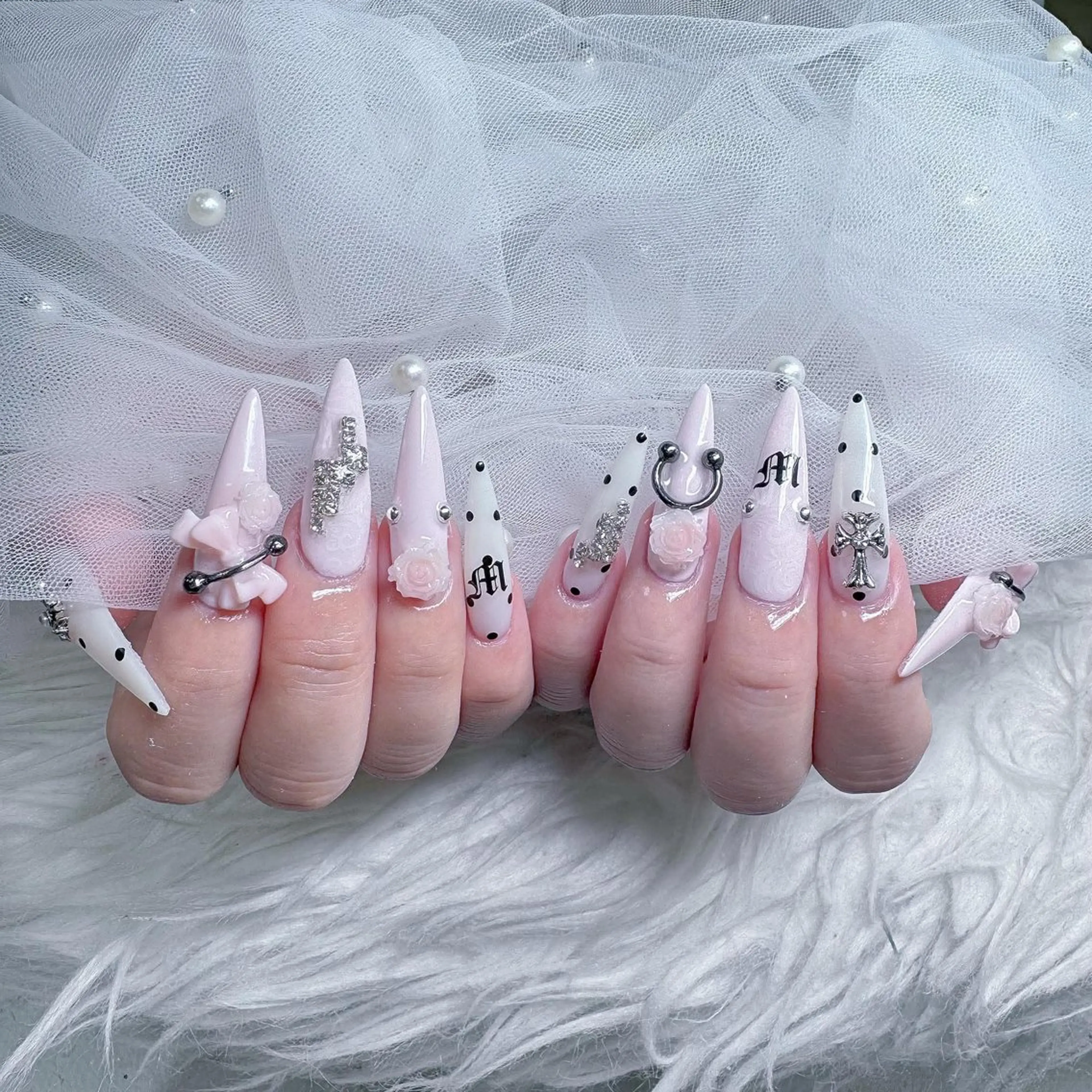 ネイル フットネイル フレンチネイル グラデーション 韓国ネイル ロングネイル ハンドネイル Hani Nail Salonのネイルデザイン