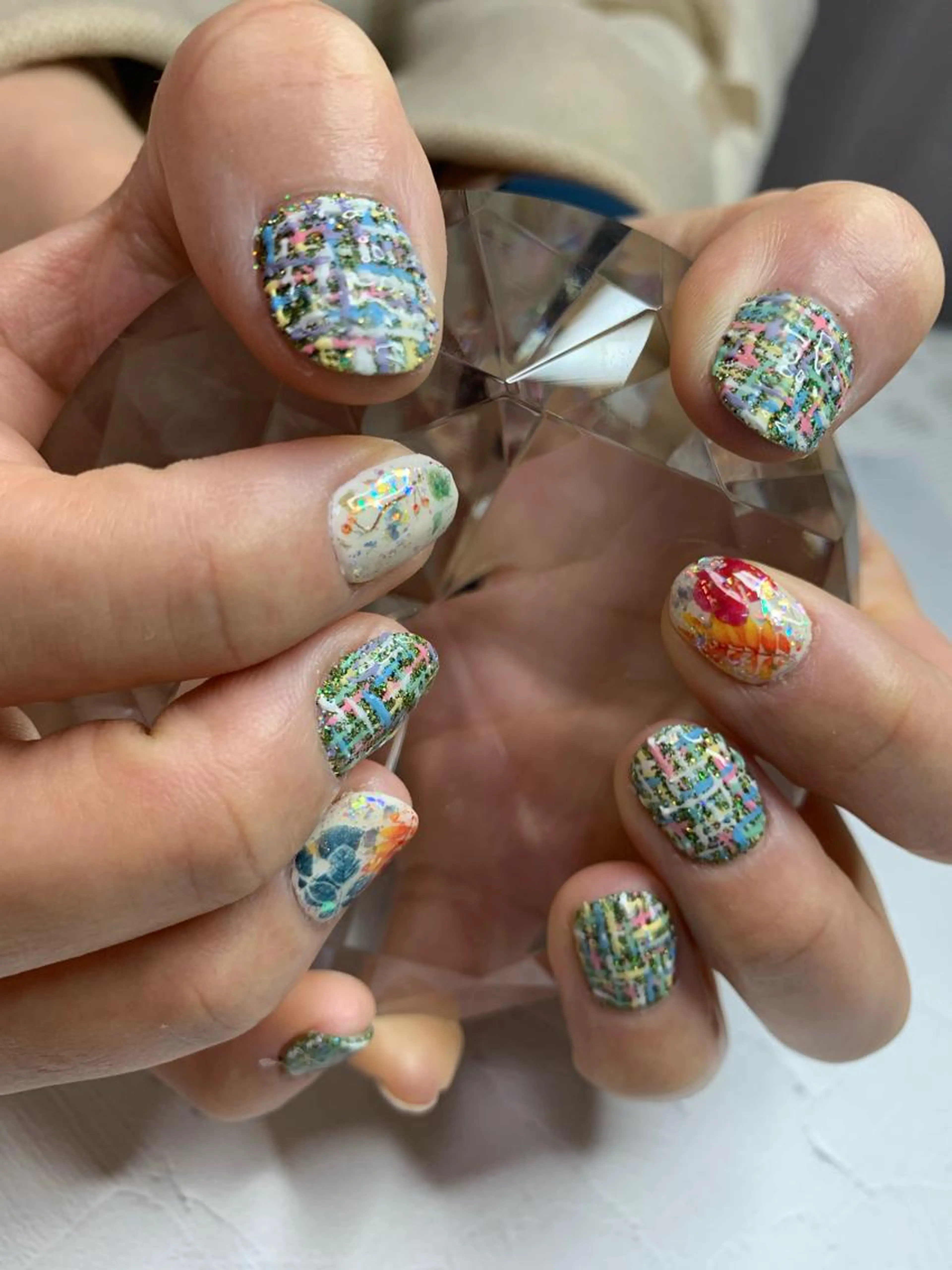 ツイードネイル・オフ込み（オフ無−500）の写真