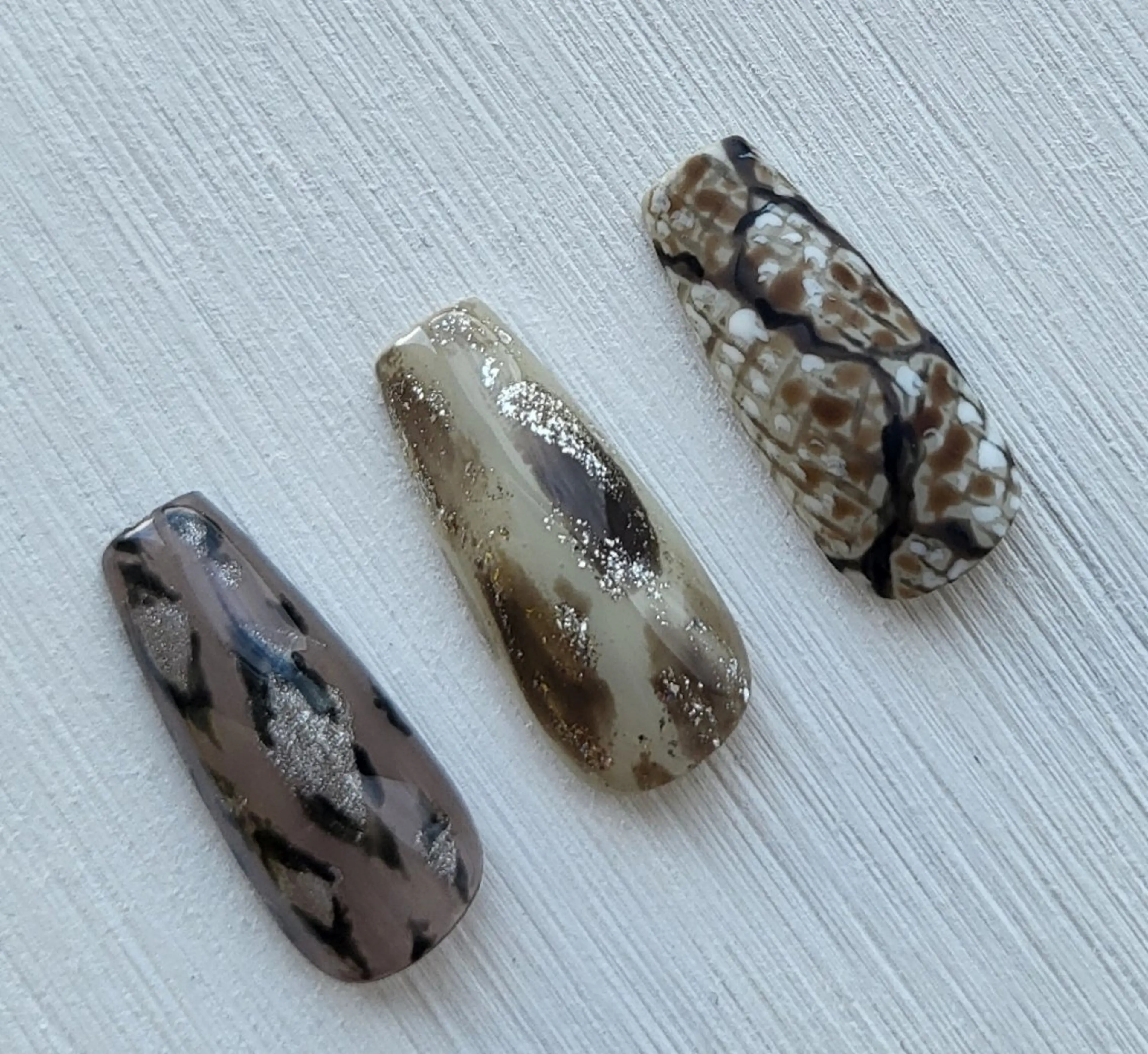 ネイル アニマル柄 ニュアンスネイル Noah'snail   のネイルデザイン