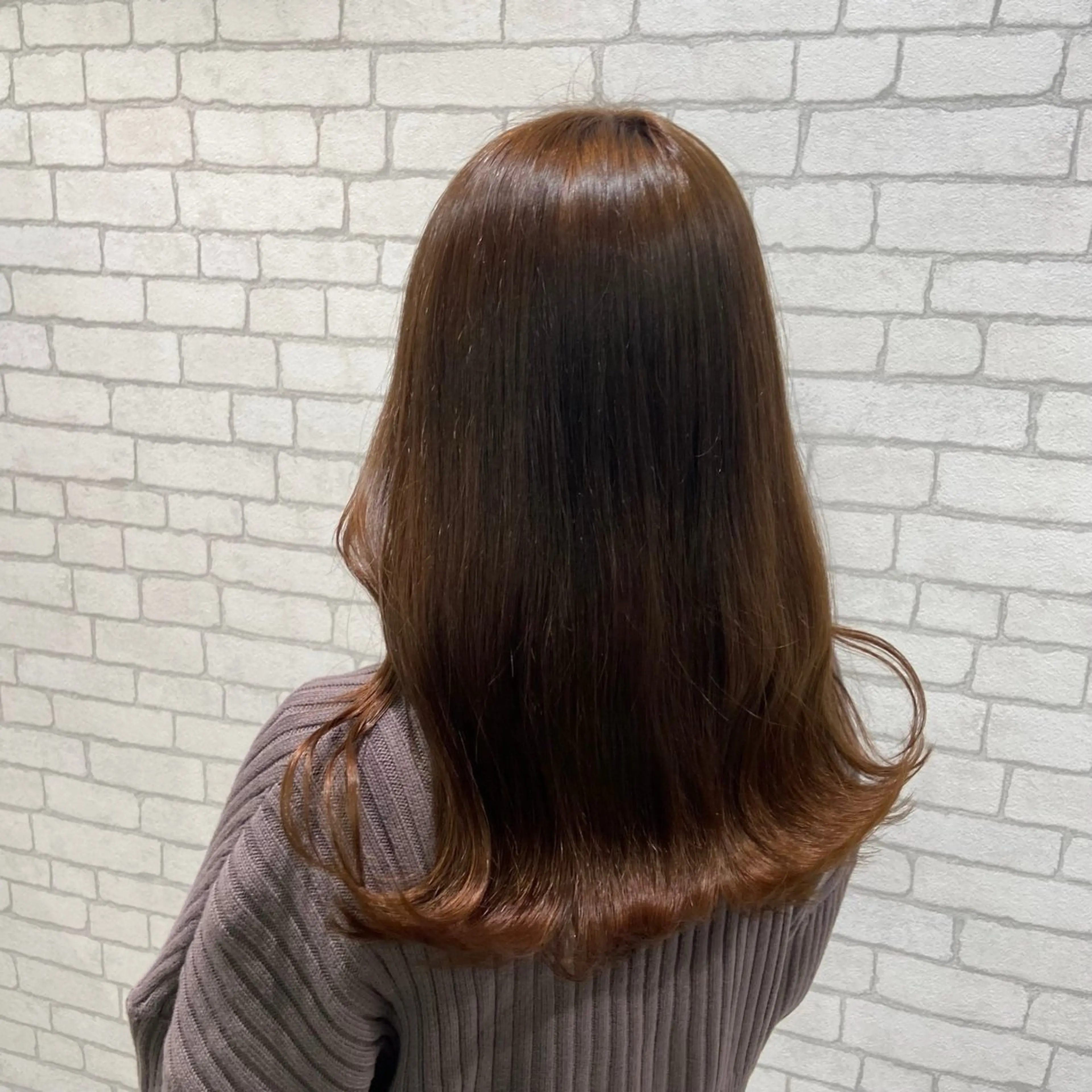 【ツヤ感や髪の毛のダメージが気になる方👀】カット➕イルミナカラー➕プラチナトリートメントの写真