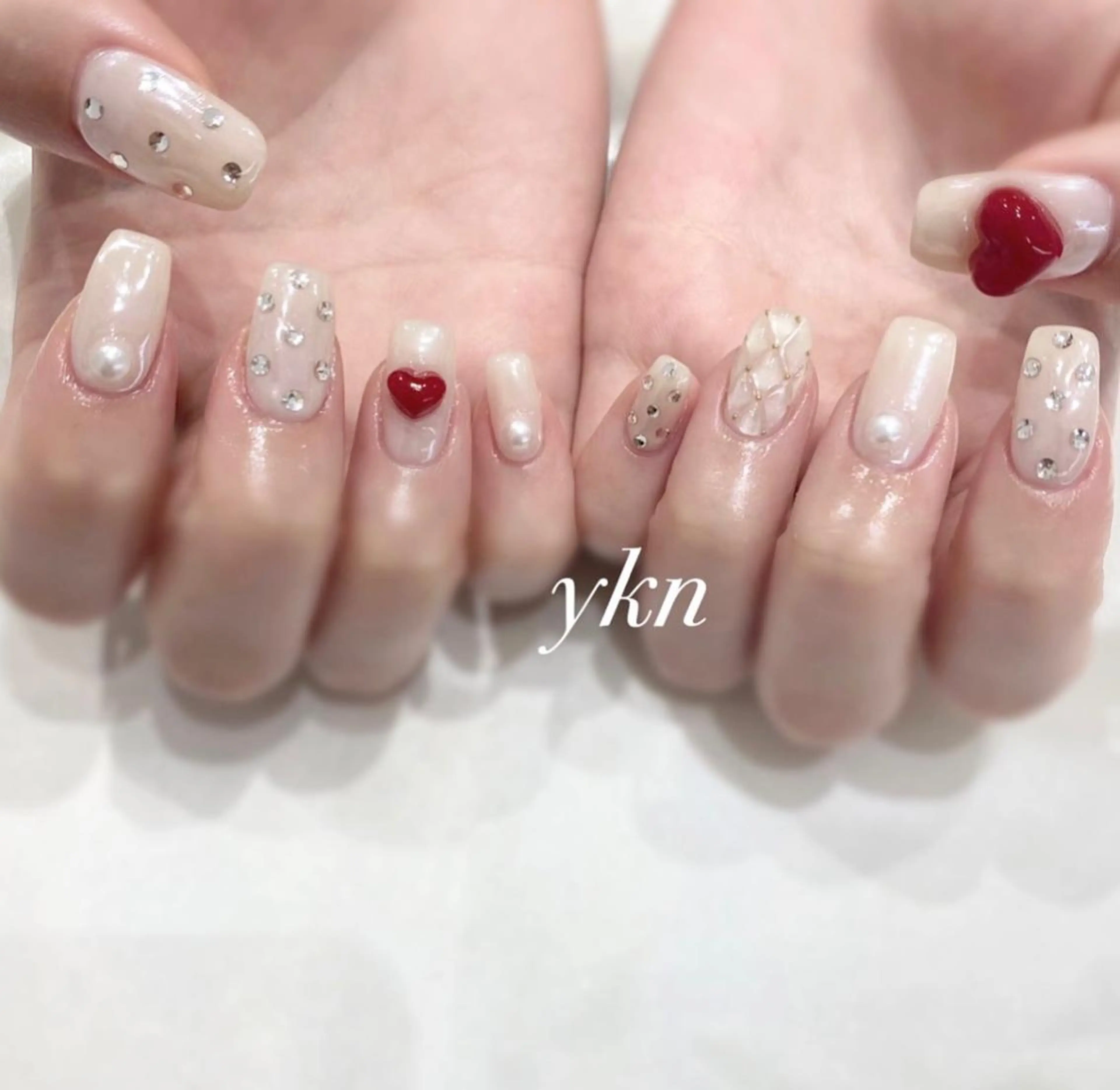 ネイル 韓国ネイル ハンドネイル melMoon .のネイルデザイン