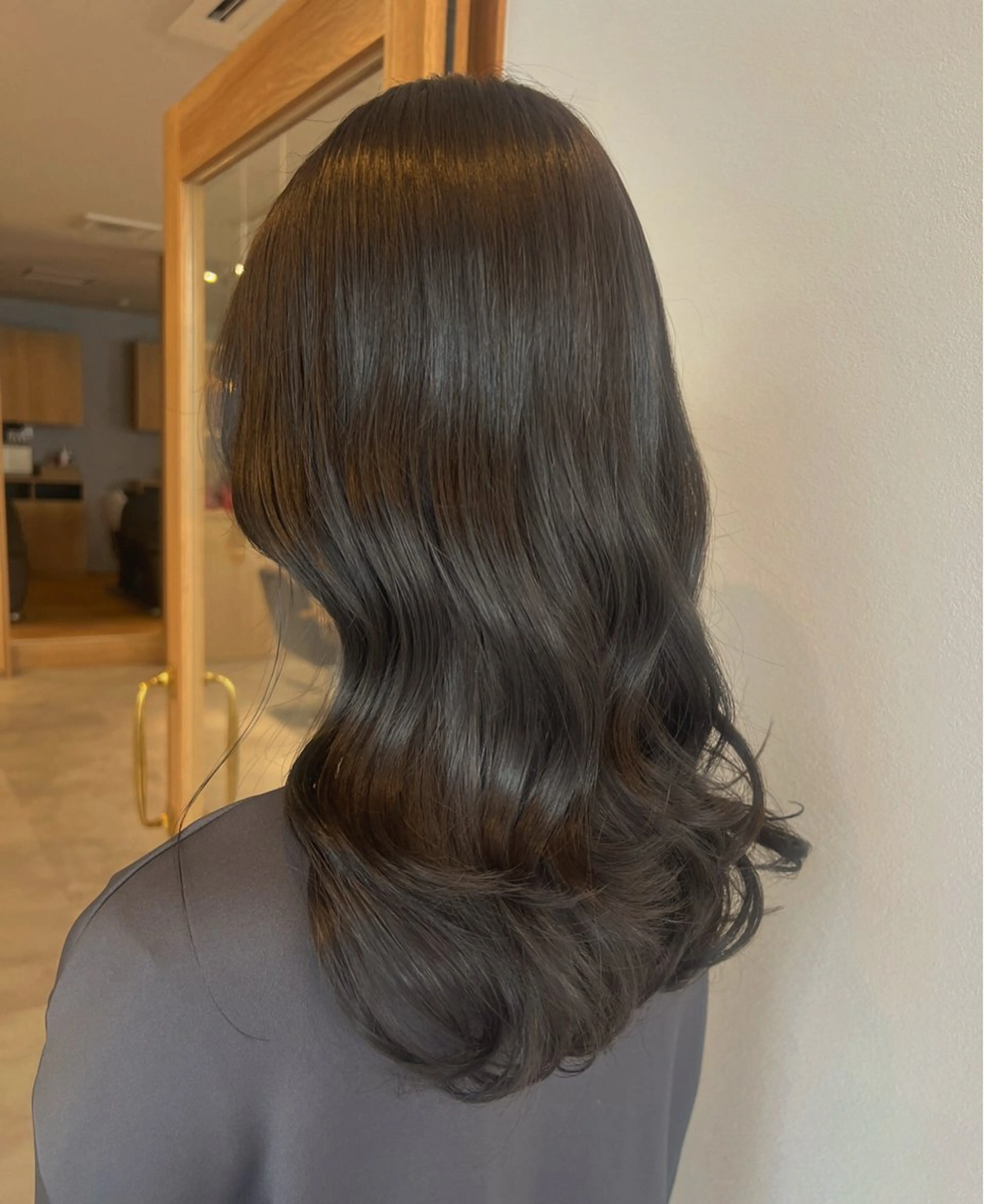 ミディアム カラー パーマ ヘアアレンジ メンズ カット ヘアカラー トリートメント ヘッドスパ 透明感カラー／ 新潟万代/池野里衣のヘアスタイル